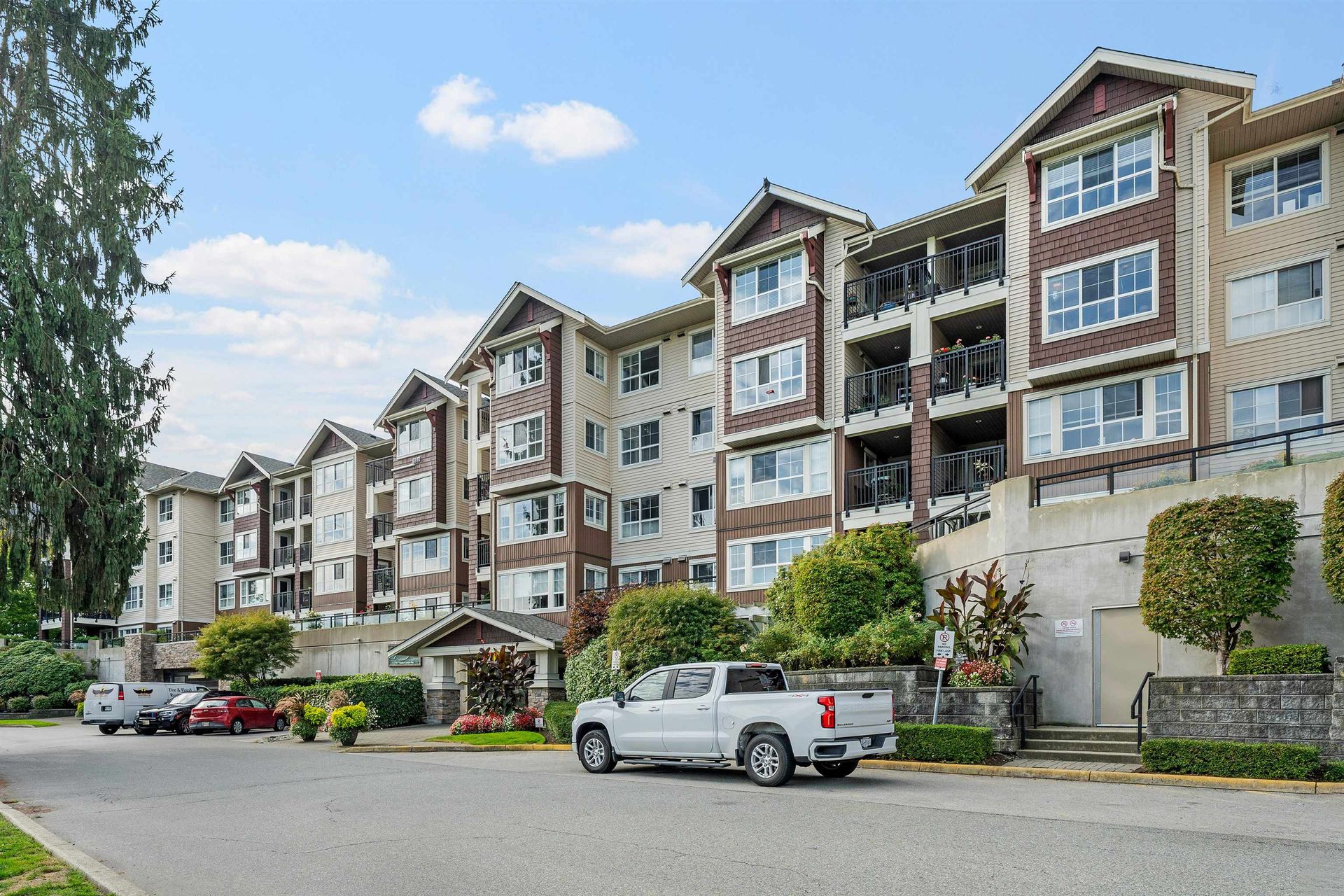 19677-meadow-gardens-way-north-meadows-pi-pitt-meadows-02 at 126 - 19677 Meadow Gardens Way, North Meadows PI, Pitt Meadows 19677-meadow-gardens-way-north-meadows-pi-pitt-meadows-02 at 126 - 19677 Meadow Gardens Way, North Meadows PI, Pitt Meadows