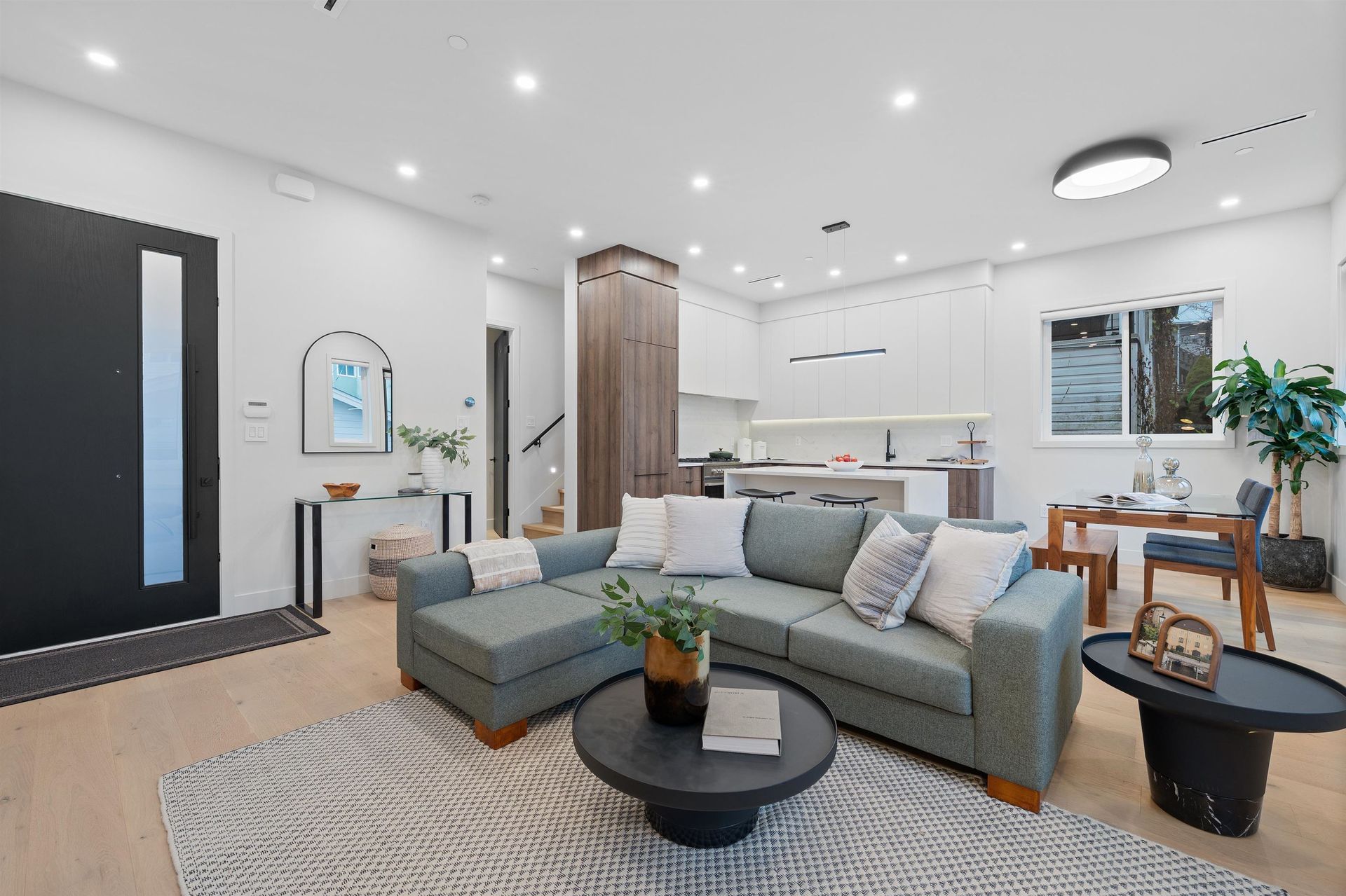 919 E 10th Avenue, Mount Pleasant VE, Vancouver East 