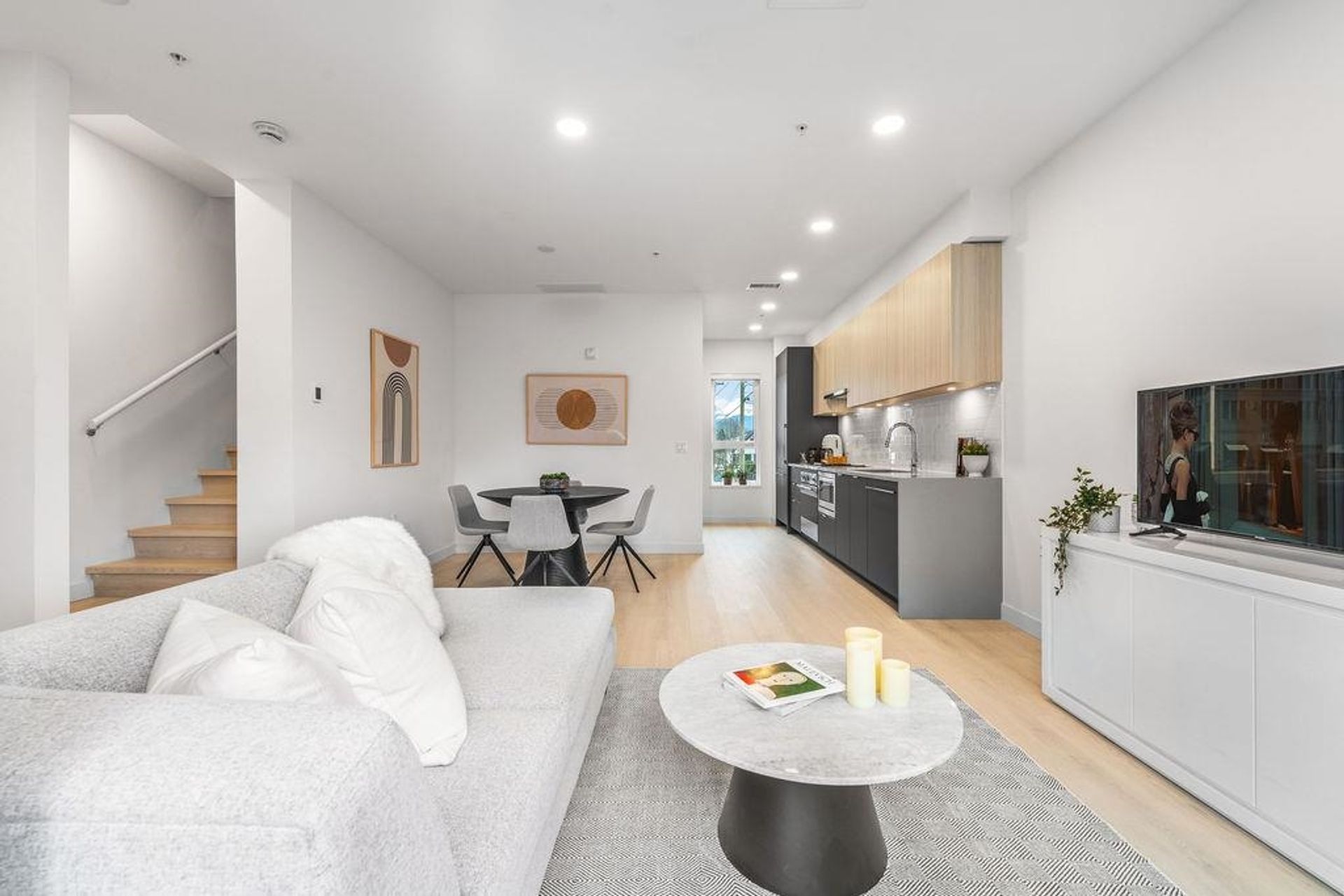 2425 Grant Street, Renfrew VE, Vancouver East 