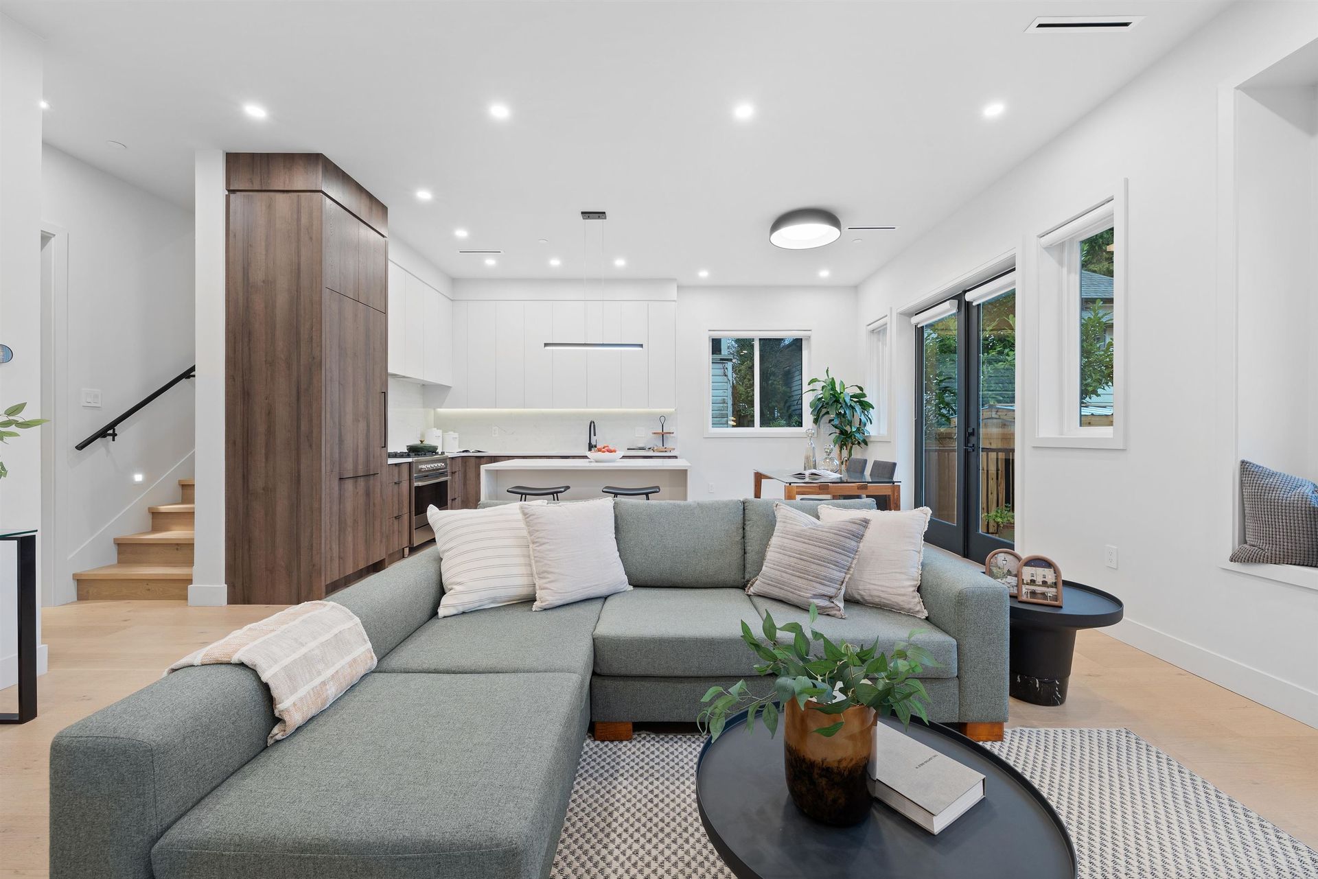 919 E 10th Avenue, Mount Pleasant VE, Vancouver East 