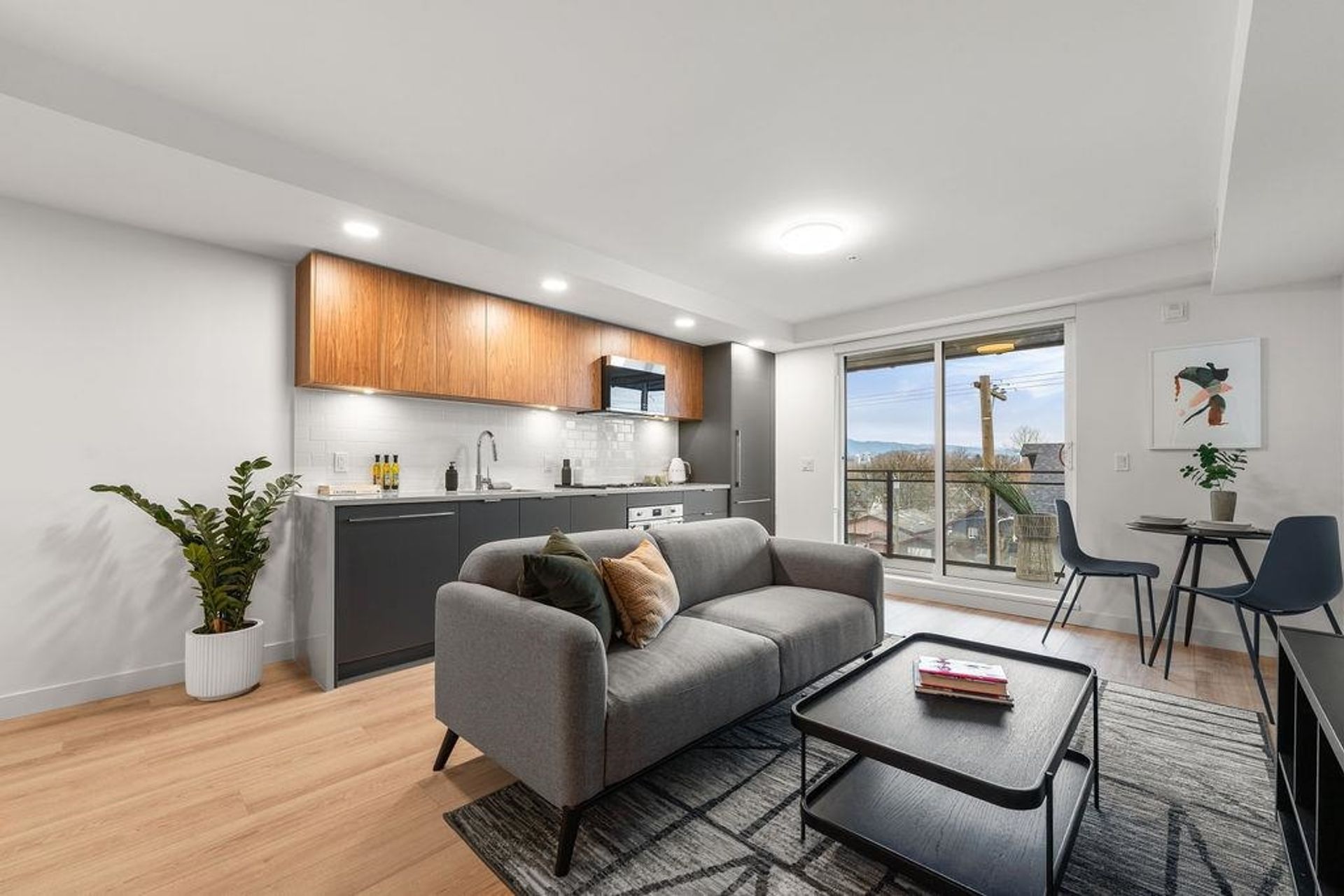 311 - 2419 Grant Street, Renfrew VE, Vancouver East 