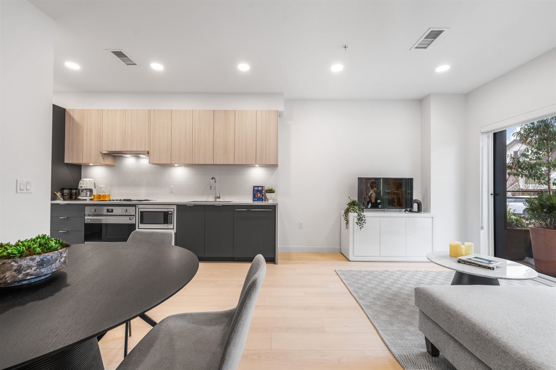 2421 Grant Street, Renfrew VE, Vancouver East 