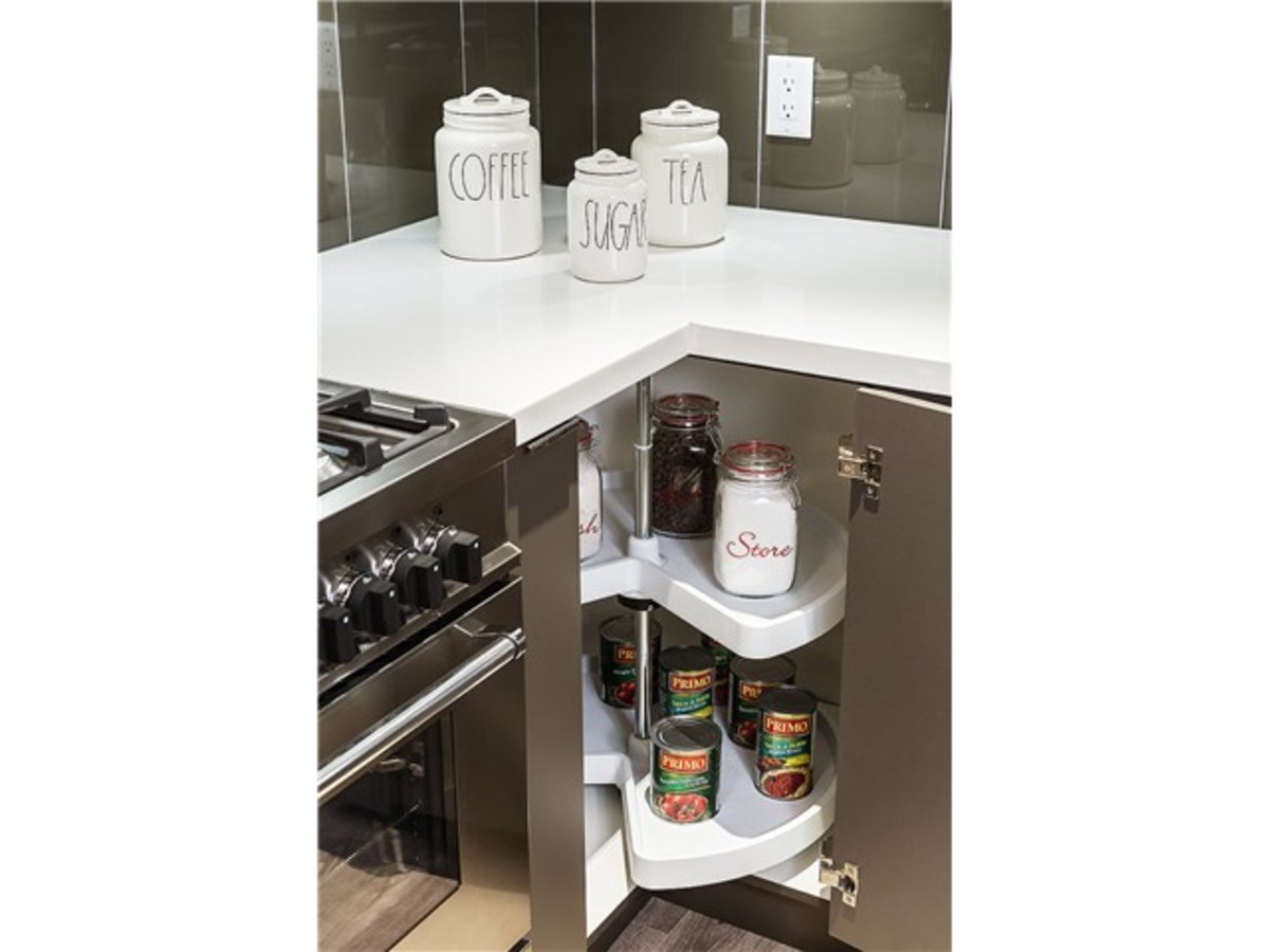 image-261646631-7.jpg at 605 - 711  Street image-261646631-7.jpg at 605 - 711  Street