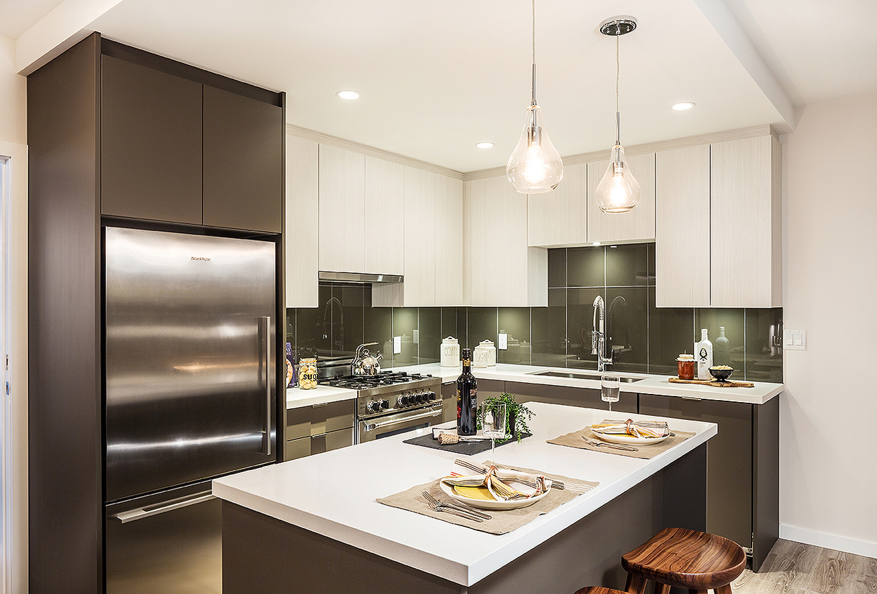 801 - 711  Street, Coquitlam West, Coquitlam  by Miller Wark Real Estate Team 801 - 711  Street, Coquitlam West, Coquitlam