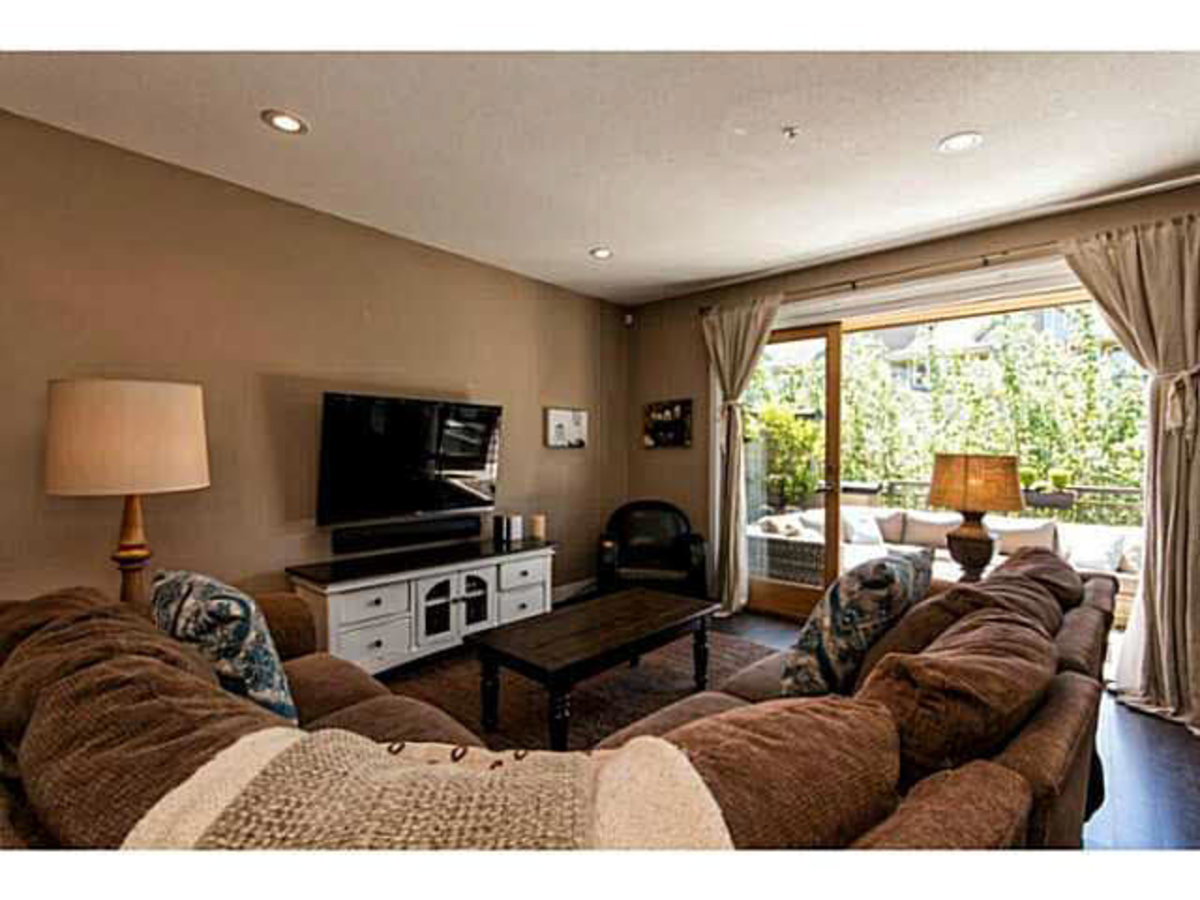 image-261806894-6.jpg at 13 - 555  Drive, Roche Point, North Vancouver image-261806894-6.jpg at 13 - 555  Drive, Roche Point, North Vancouver