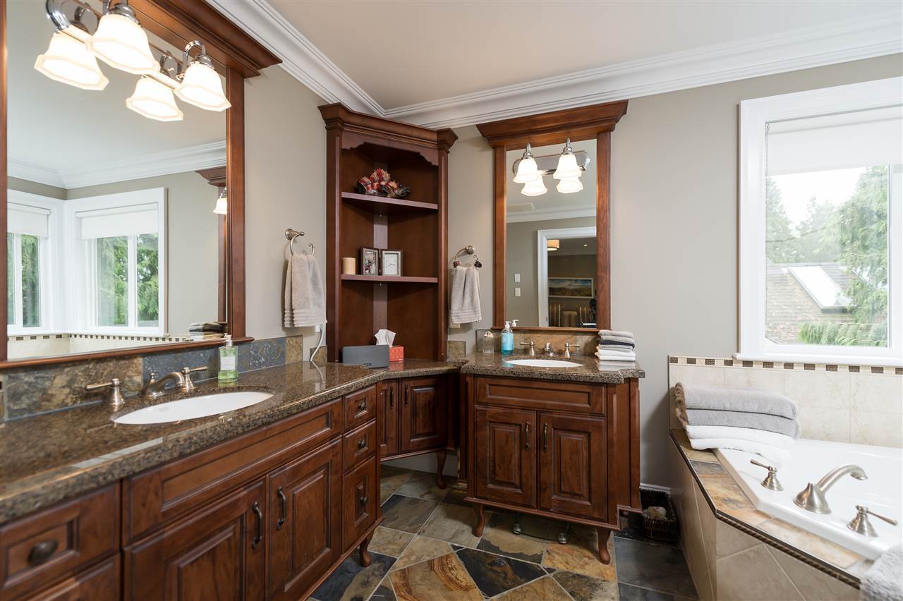 image-262094977-11.jpg at 4117  Crescent, Canyon Heights NV, North Vancouver image-262094977-11.jpg at 4117  Crescent, Canyon Heights NV, North Vancouver