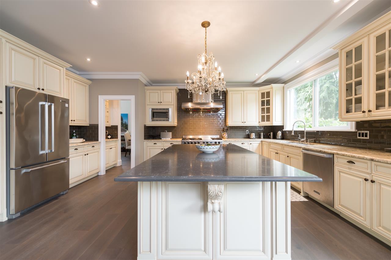 image-262094977-5.jpg at 4117  Crescent, Canyon Heights NV, North Vancouver image-262094977-5.jpg at 4117  Crescent, Canyon Heights NV, North Vancouver