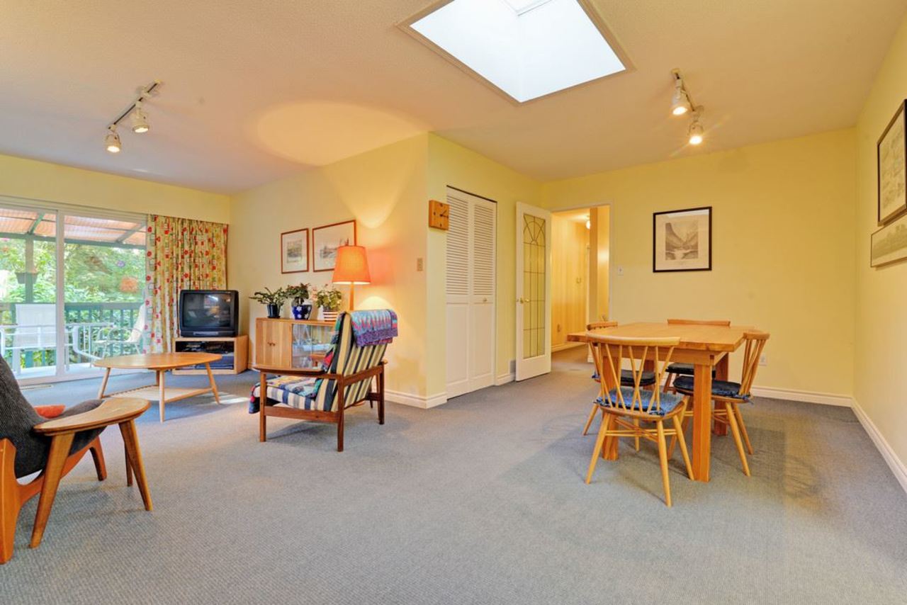 6.jpg at 4663  Place, Lynn Valley, North Vancouver 6.jpg at 4663  Place, Lynn Valley, North Vancouver