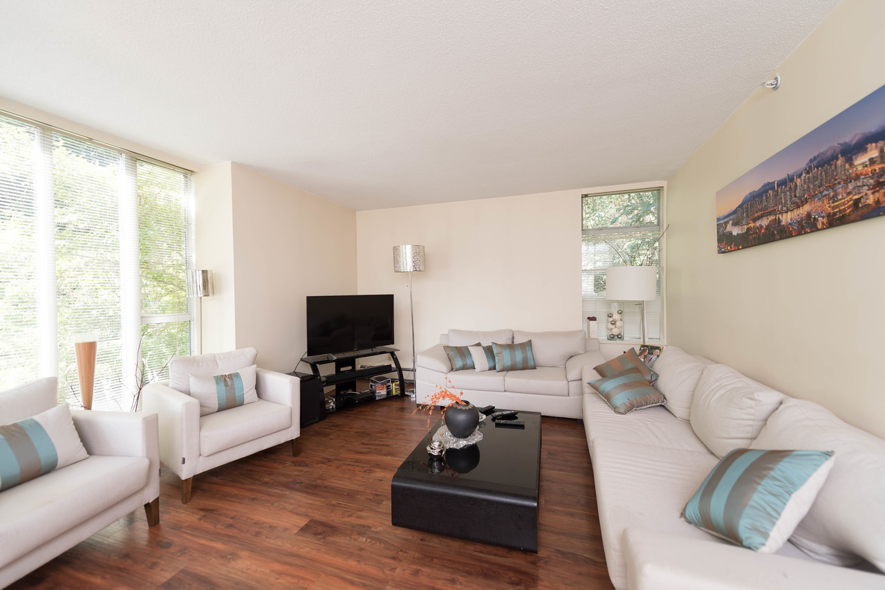 207 - 3061 E. Kent Avenue North, Fraserview VE, Vancouver East 