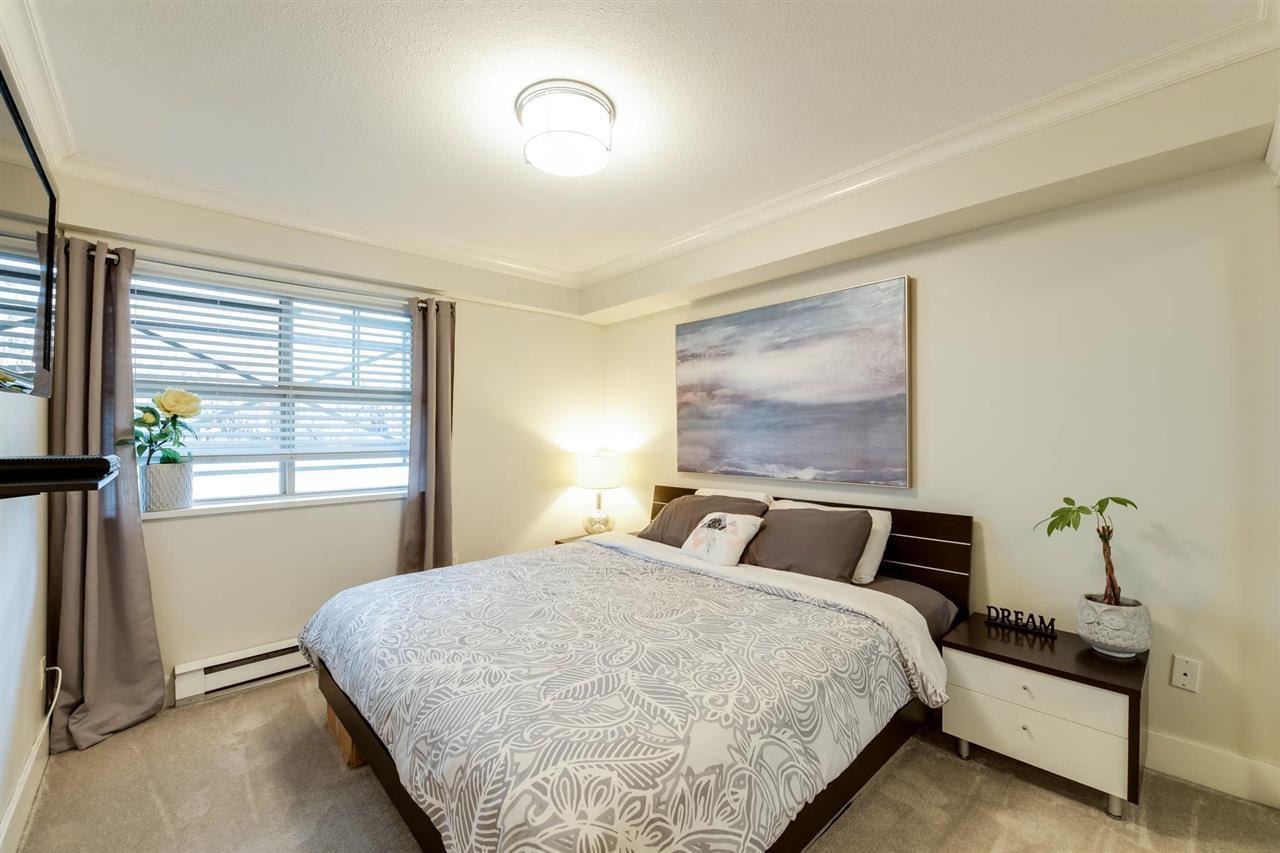 332-lonsdale-avenue-lower-lonsdale-north-vancouver-05 at C4 - 332 Lonsdale Avenue, Lower Lonsdale, North Vancouver 332-lonsdale-avenue-lower-lonsdale-north-vancouver-05 at C4 - 332 Lonsdale Avenue, Lower Lonsdale, North Vancouver