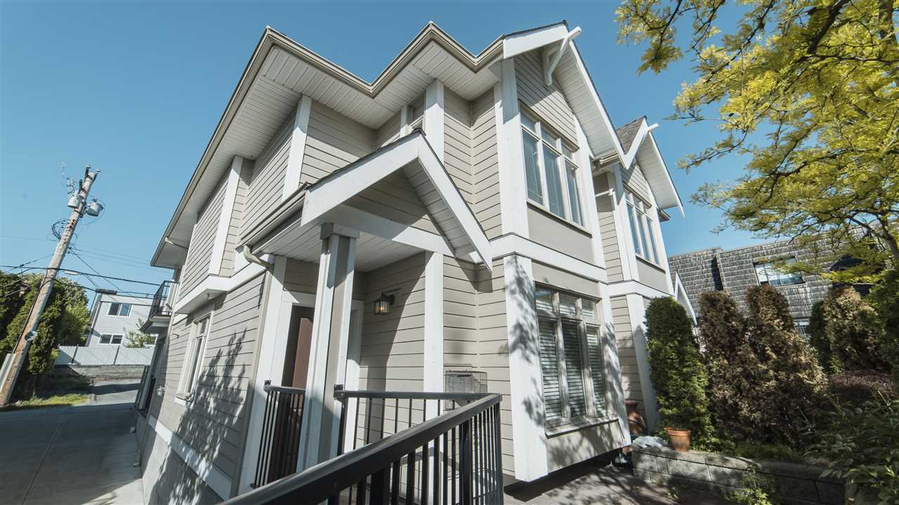 272-w-4th-street-lower-lonsdale-north-vancouver-10 at B2/4 - 272 W 4th Street, Lower Lonsdale, North Vancouver 272-w-4th-street-lower-lonsdale-north-vancouver-10 at B2/4 - 272 W 4th Street, Lower Lonsdale, North Vancouver