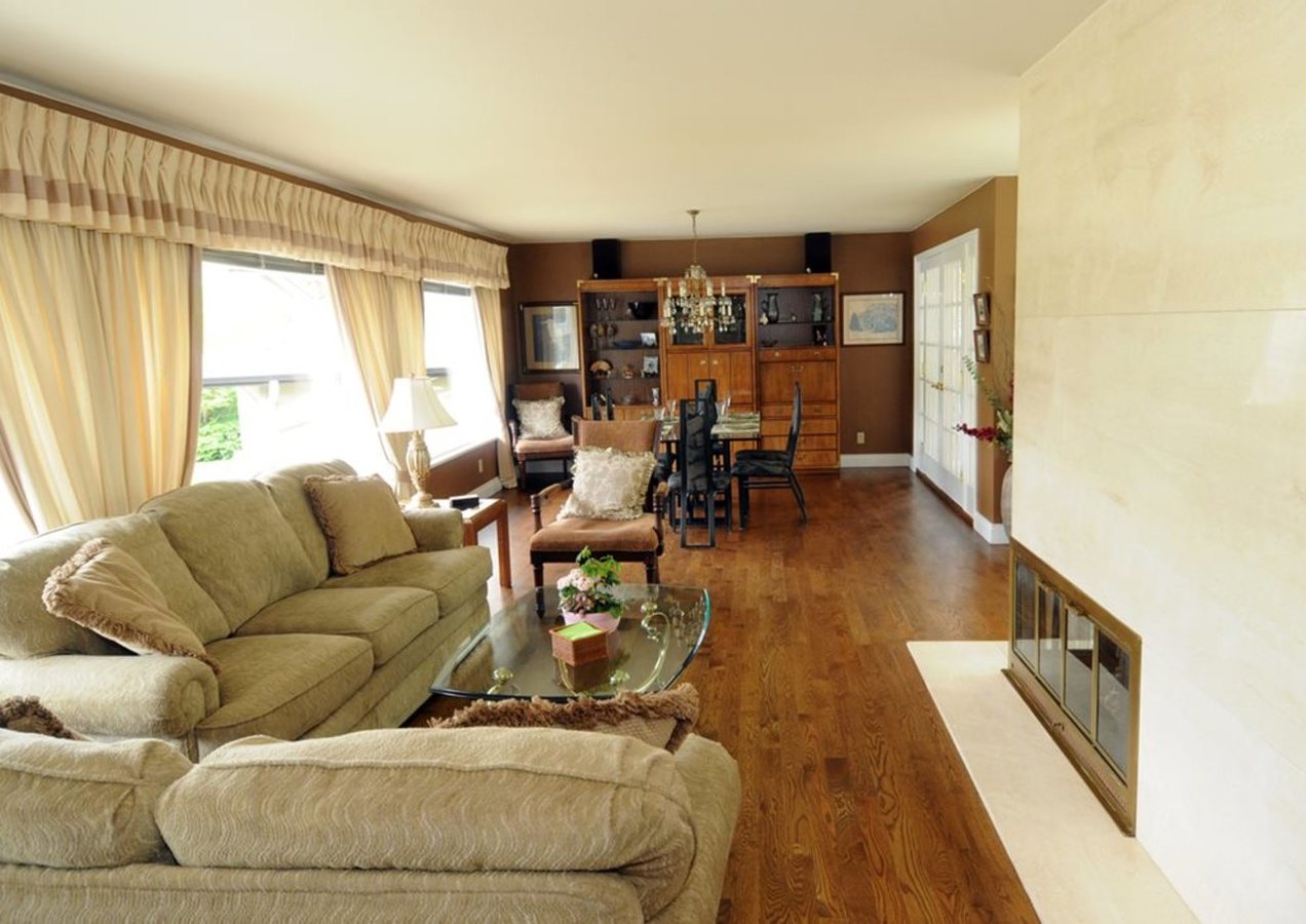 2644-poplynn-place-westlynn-north-vancouver-08 at 2644 Poplynn Place, Westlynn, North Vancouver 2644-poplynn-place-westlynn-north-vancouver-08 at 2644 Poplynn Place, Westlynn, North Vancouver