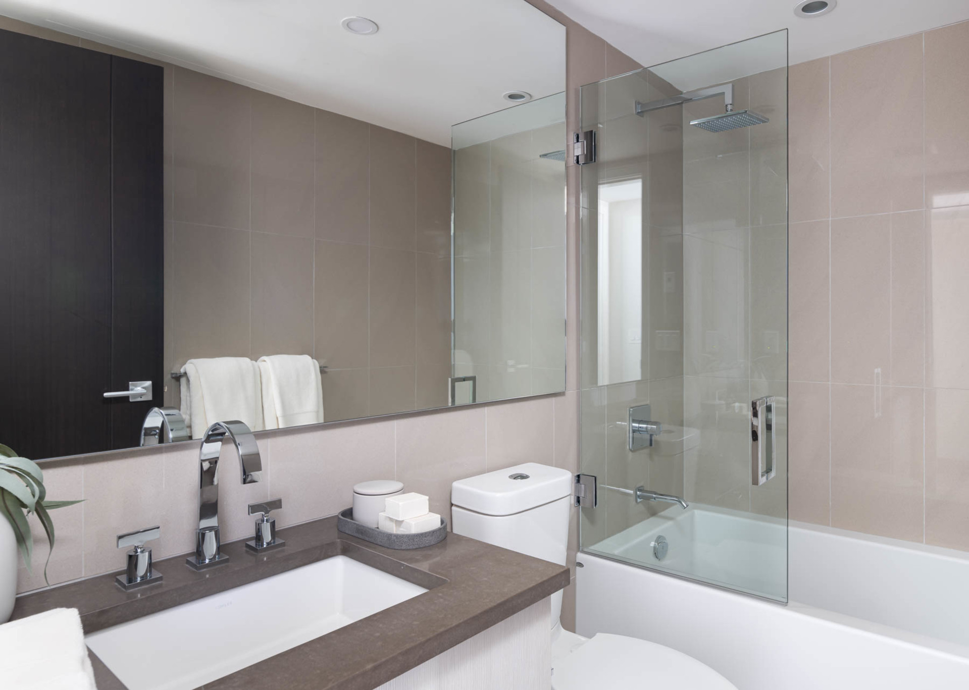 pinnacle-web-7 at TH209 - 210 Salter Street, Queensborough, New Westminster pinnacle-web-7 at TH209 - 210 Salter Street, Queensborough, New Westminster