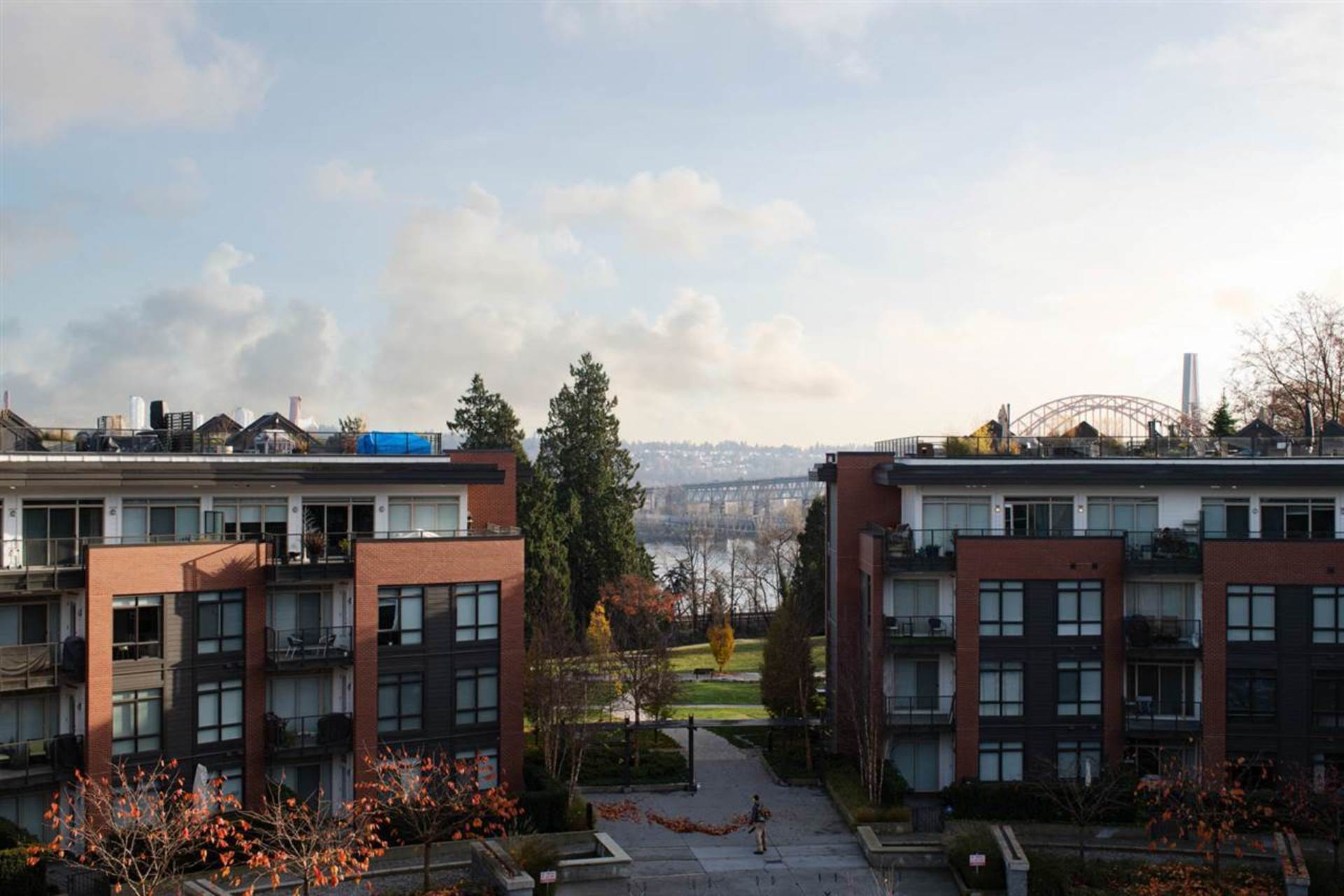 28-e-royal-avenue-fraserview-nw-new-westminster-01 at 303 - 28 E Royal Avenue, Fraserview NW, New Westminster 28-e-royal-avenue-fraserview-nw-new-westminster-01 at 303 - 28 E Royal Avenue, Fraserview NW, New Westminster