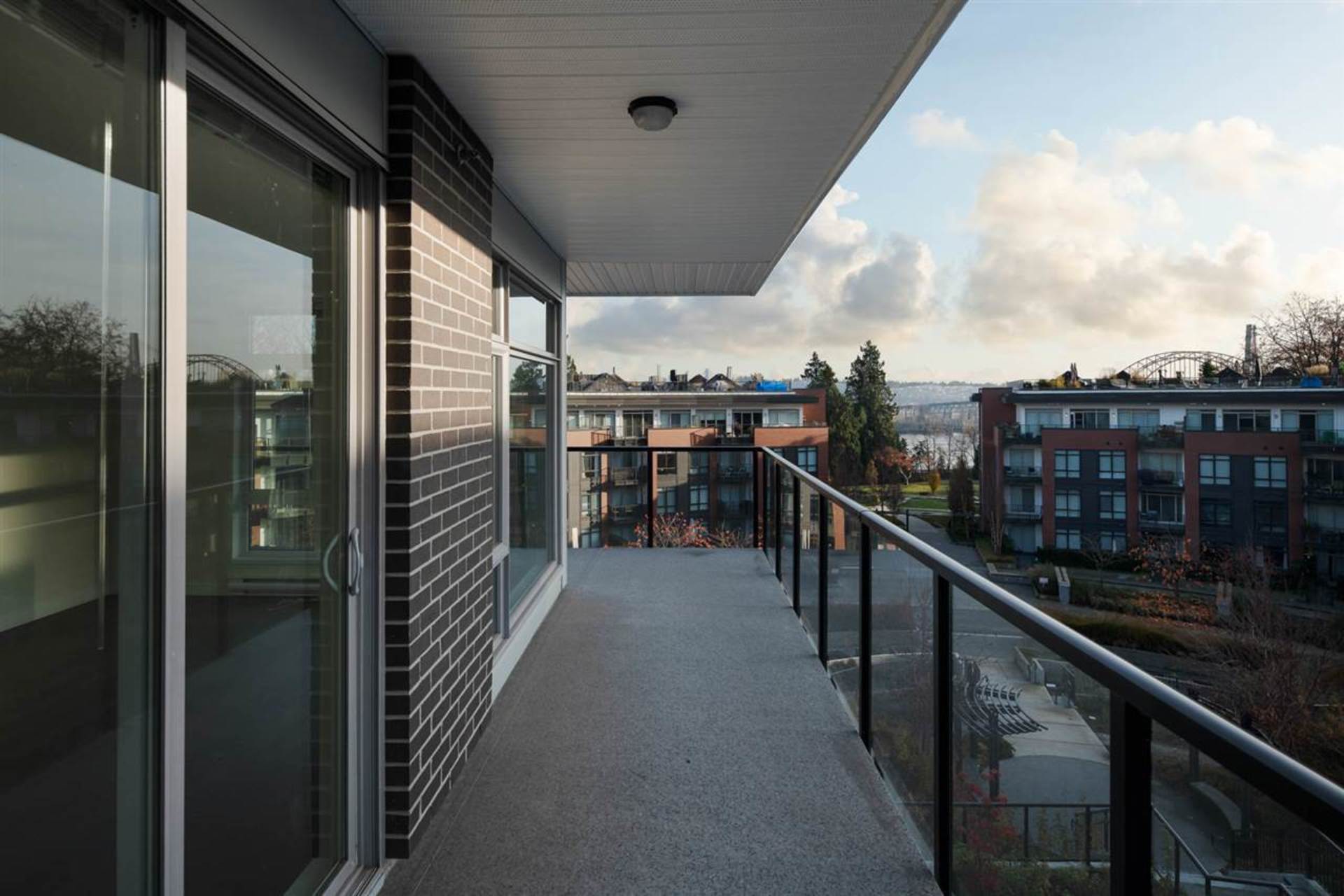 28-e-royal-avenue-fraserview-nw-new-westminster-04 at 303 - 28 E Royal Avenue, Fraserview NW, New Westminster 28-e-royal-avenue-fraserview-nw-new-westminster-04 at 303 - 28 E Royal Avenue, Fraserview NW, New Westminster