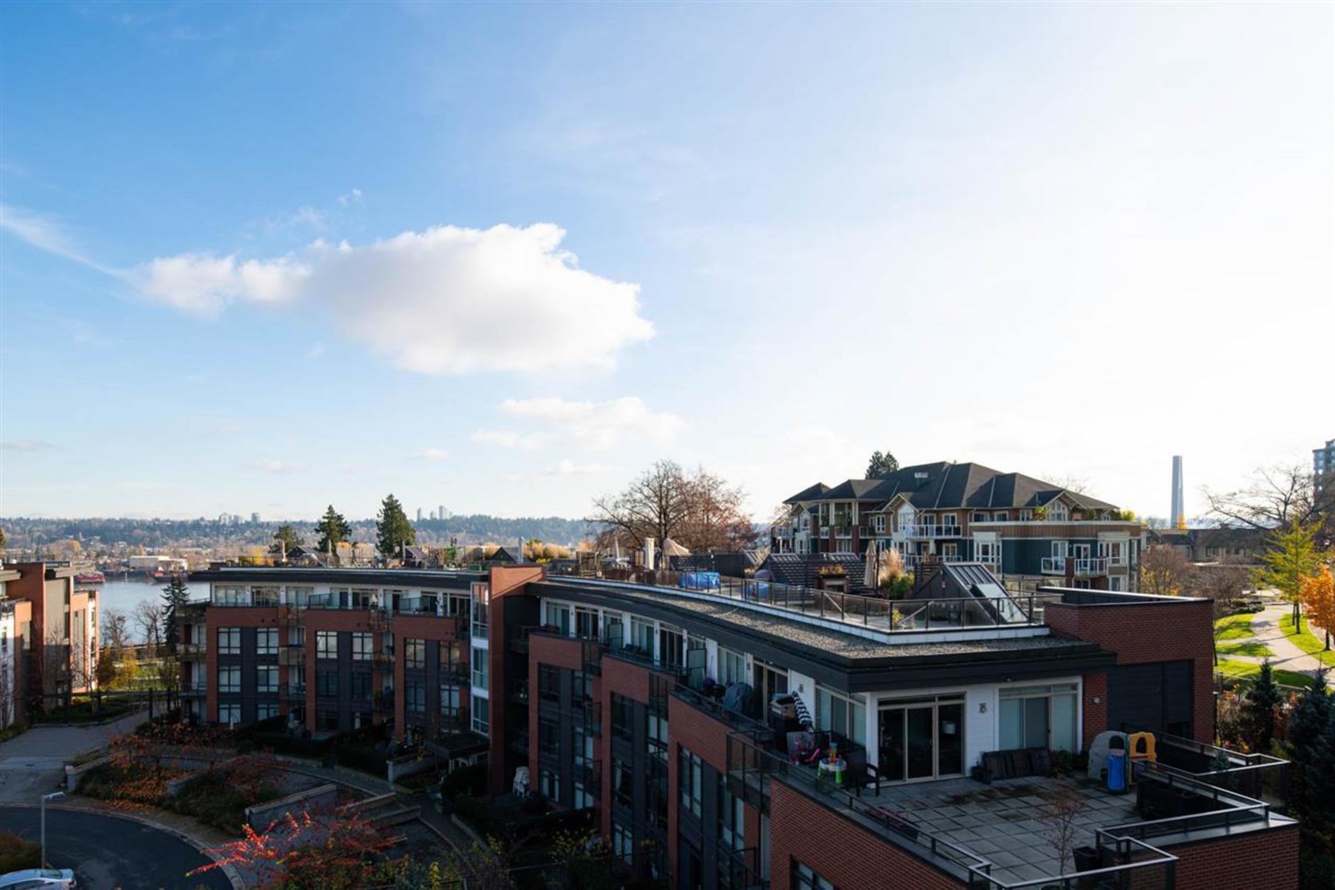 405 - 26 E Royal Avenue, Fraserview NW, New Westminster  by Miller Wark Real Estate Team 405 - 26 E Royal Avenue, Fraserview NW, New Westminster