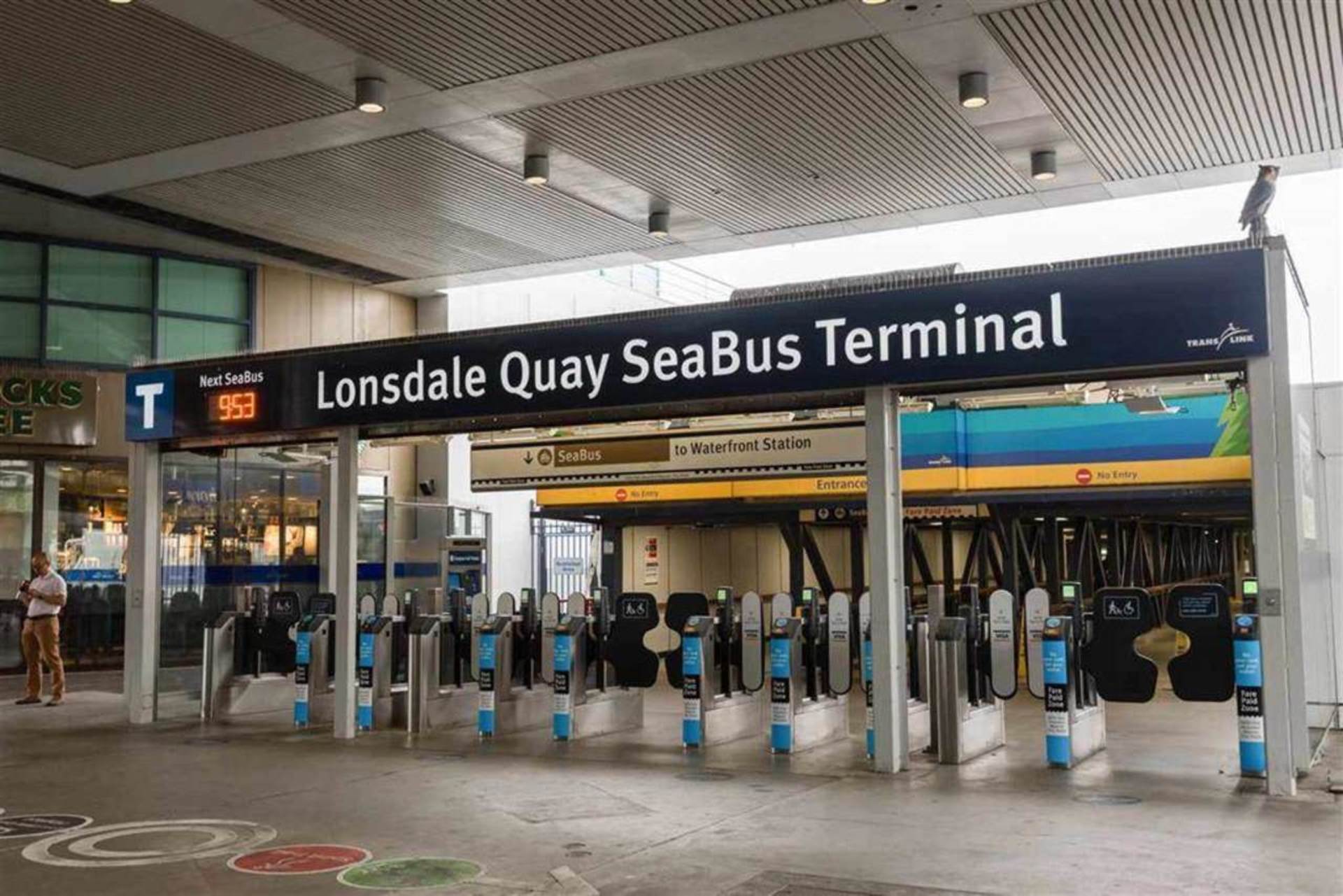 137-e-1st-street-lower-lonsdale-north-vancouver-02 at 101 - 137 E 1st Street, Lower Lonsdale, North Vancouver 137-e-1st-street-lower-lonsdale-north-vancouver-02 at 101 - 137 E 1st Street, Lower Lonsdale, North Vancouver