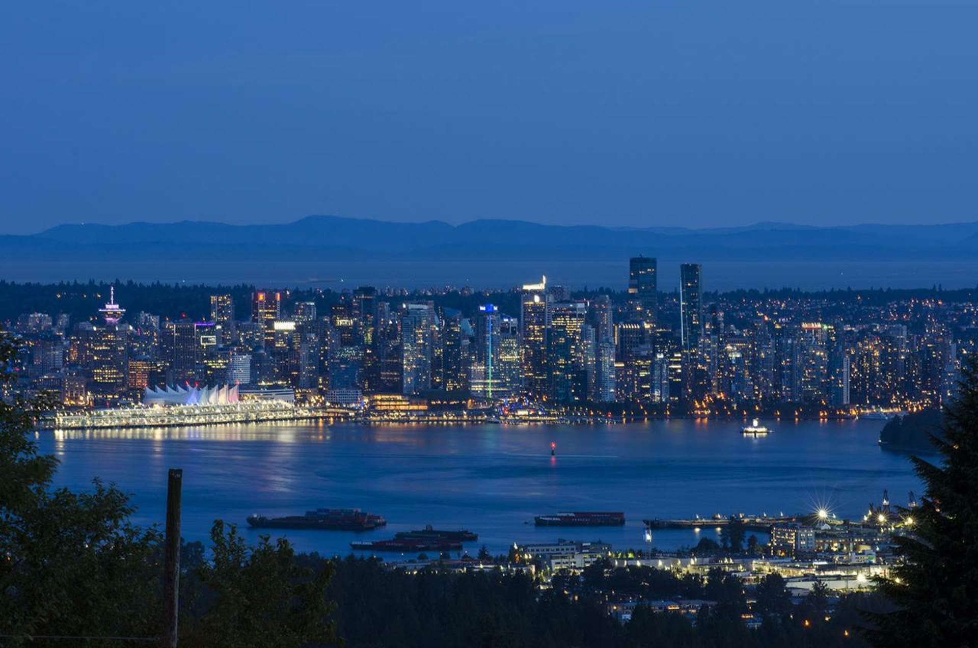 3961 St. Pauls Avenue, Upper Lonsdale, North Vancouver  by Miller Wark Real Estate Team 3961 St. Pauls Avenue, Upper Lonsdale, North Vancouver