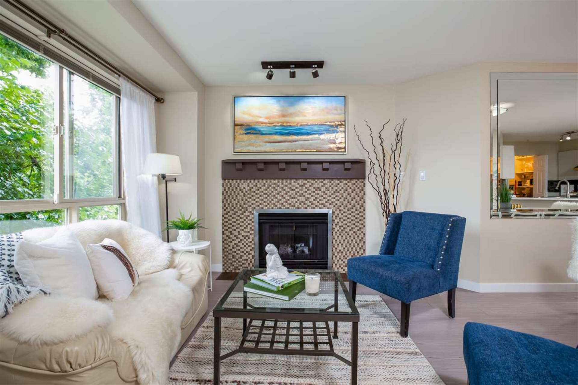 411 - 150 W 22nd Street, Central Lonsdale, North Vancouver  by Miller Wark Real Estate Team 411 - 150 W 22nd Street, Central Lonsdale, North Vancouver