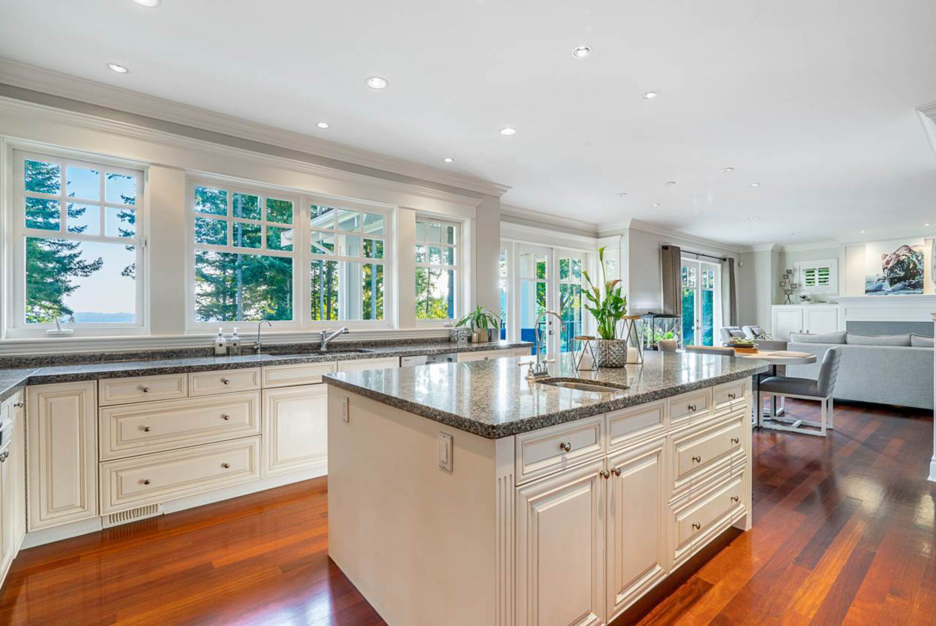 4638-decourcy-court-caulfeild-west-vancouver-07 at 4638 Decourcy Court, Caulfeild, West Vancouver 4638-decourcy-court-caulfeild-west-vancouver-07 at 4638 Decourcy Court, Caulfeild, West Vancouver