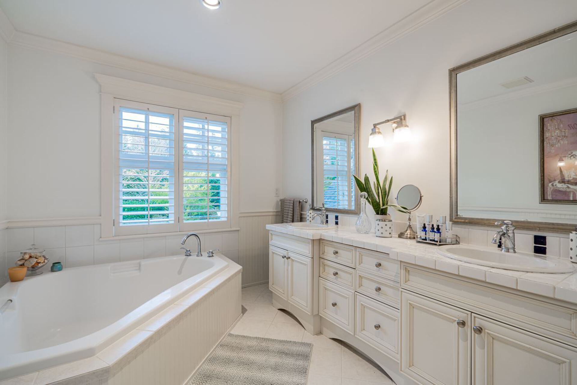 4638-decourcy-court-caulfeild-west-vancouver-20 at 4638 Decourcy Court, Caulfeild, West Vancouver 4638-decourcy-court-caulfeild-west-vancouver-20 at 4638 Decourcy Court, Caulfeild, West Vancouver