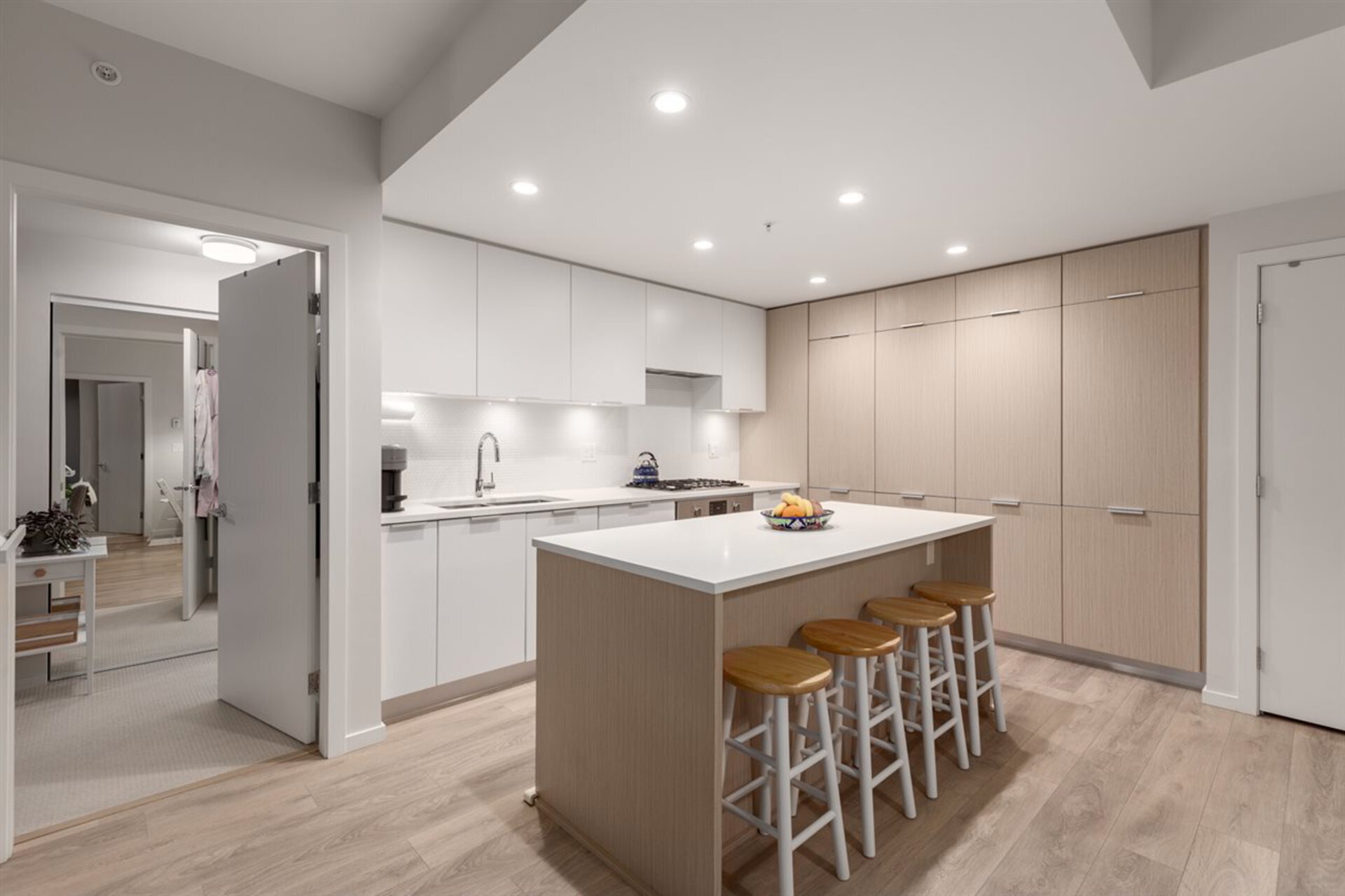 507 - 5085 Main Street, Main, Vancouver East  by Miller Wark Real Estate Team 507 - 5085 Main Street, Main, Vancouver East