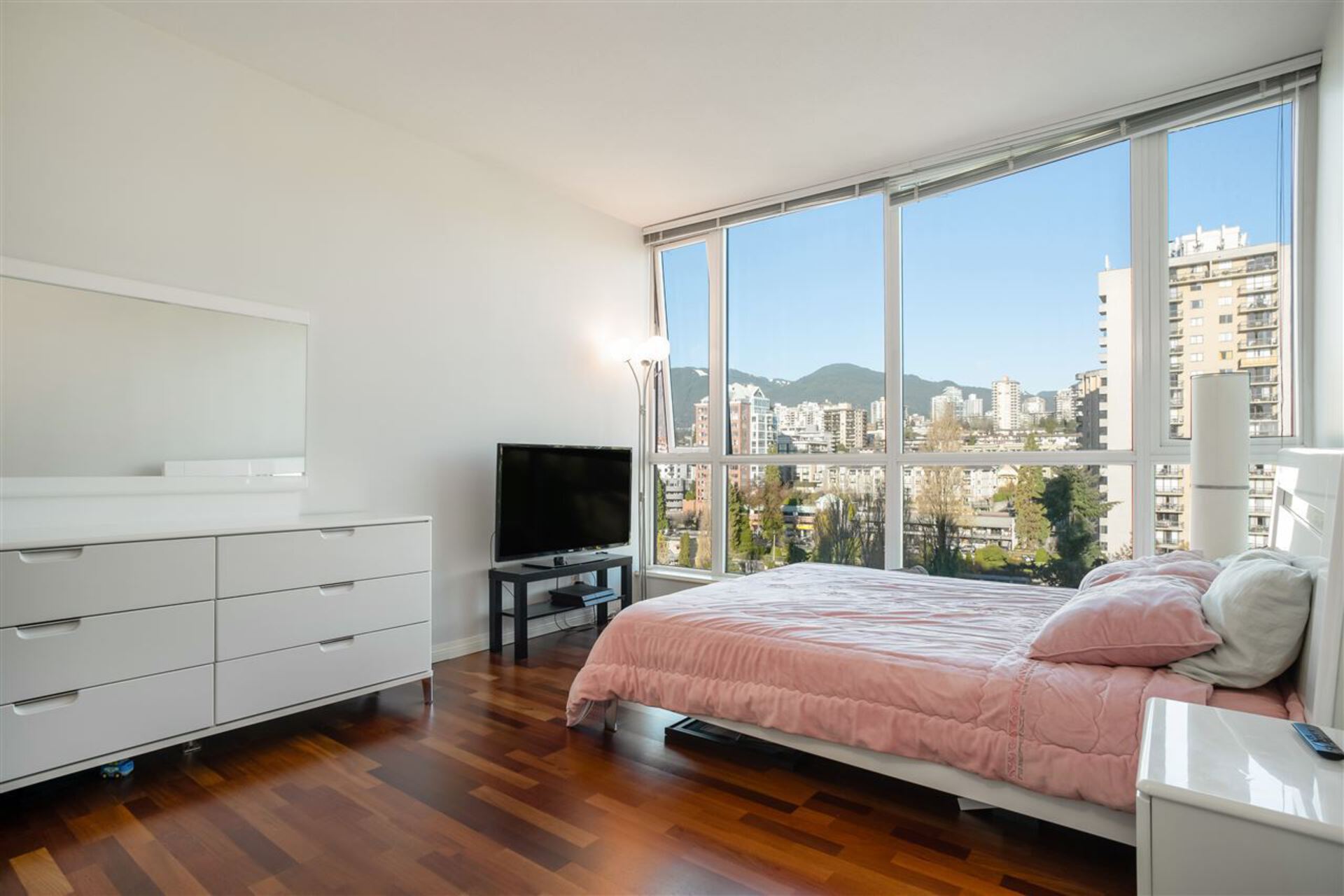 188-e-esplanade-street-lower-lonsdale-north-vancouver-10 at 1601 - 188 E Esplanade Street, Lower Lonsdale, North Vancouver 188-e-esplanade-street-lower-lonsdale-north-vancouver-10 at 1601 - 188 E Esplanade Street, Lower Lonsdale, North Vancouver