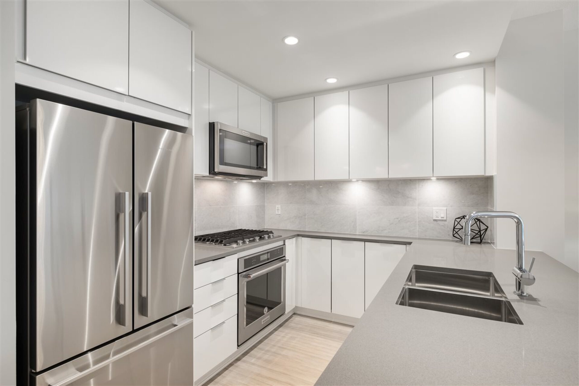 2632-library-lane-lynn-valley-north-vancouver-04 at 310 - 2632 Library Lane, Lynn Valley, North Vancouver 2632-library-lane-lynn-valley-north-vancouver-04 at 310 - 2632 Library Lane, Lynn Valley, North Vancouver