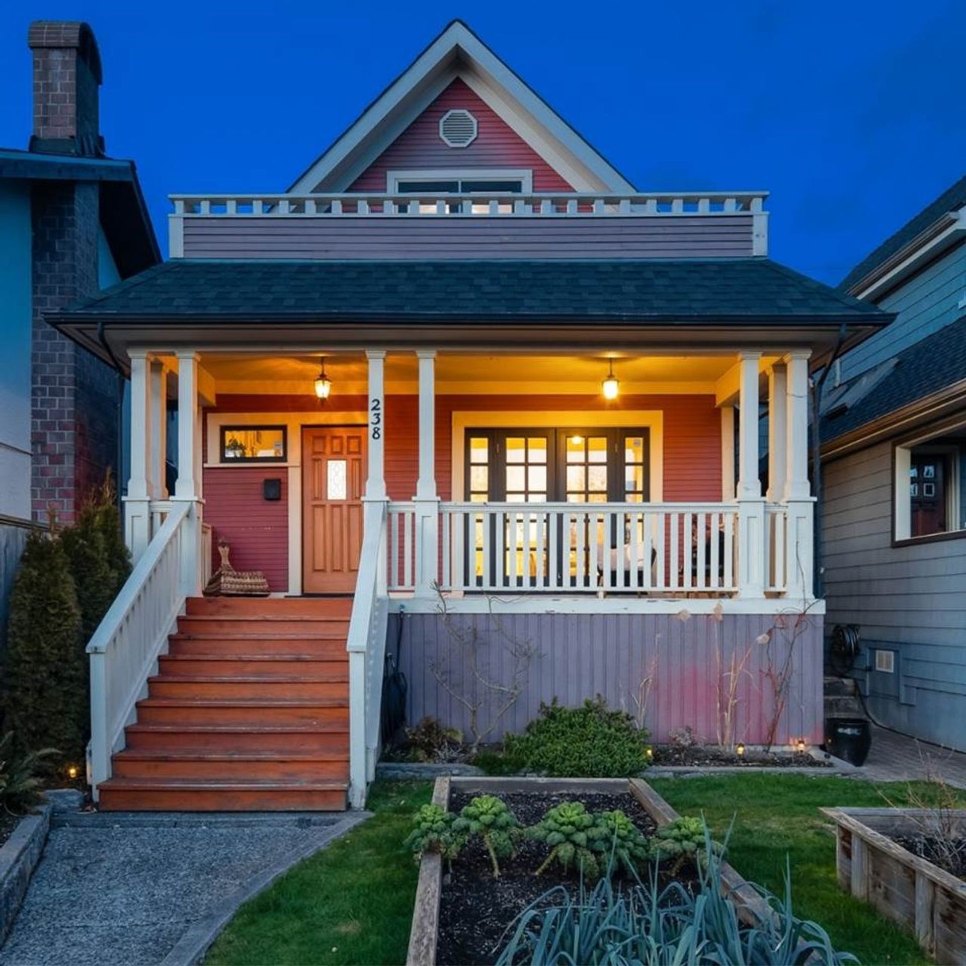238 W 5th Street, Lower Lonsdale, North Vancouver  by Miller Wark Real Estate Team 238 W 5th Street, Lower Lonsdale, North Vancouver