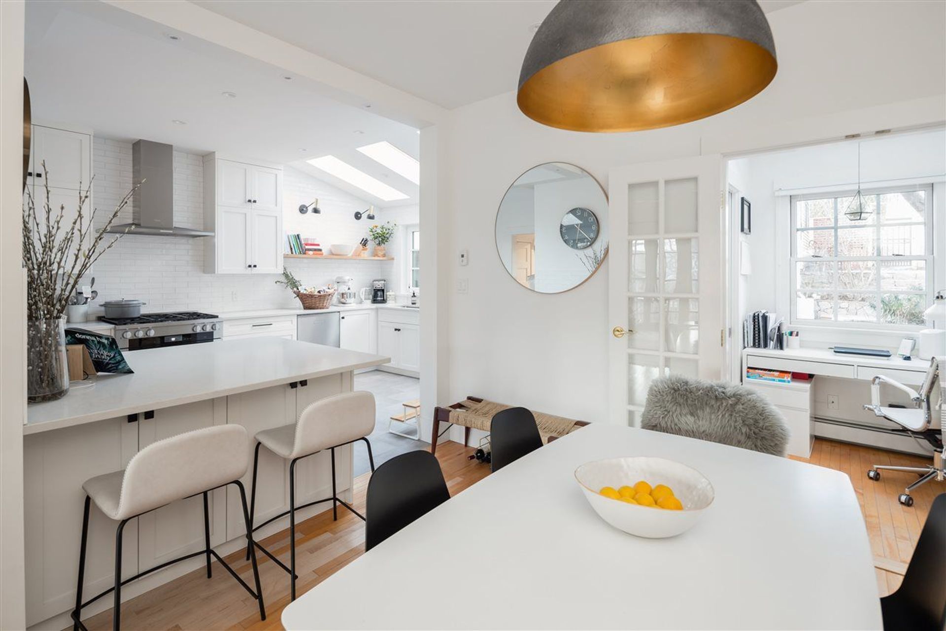 238-w-5th-street-lower-lonsdale-north-vancouver-11 at 238 W 5th Street, Lower Lonsdale, North Vancouver 238-w-5th-street-lower-lonsdale-north-vancouver-11 at 238 W 5th Street, Lower Lonsdale, North Vancouver