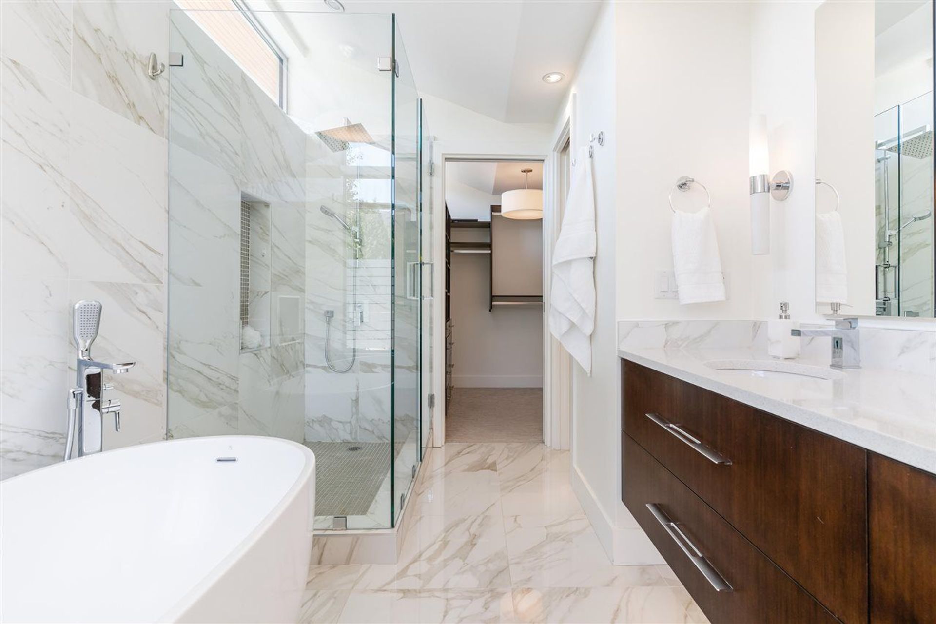 907-kennedy-avenue-edgemont-north-vancouver-20 at 907 Kennedy Avenue, Edgemont, North Vancouver 907-kennedy-avenue-edgemont-north-vancouver-20 at 907 Kennedy Avenue, Edgemont, North Vancouver