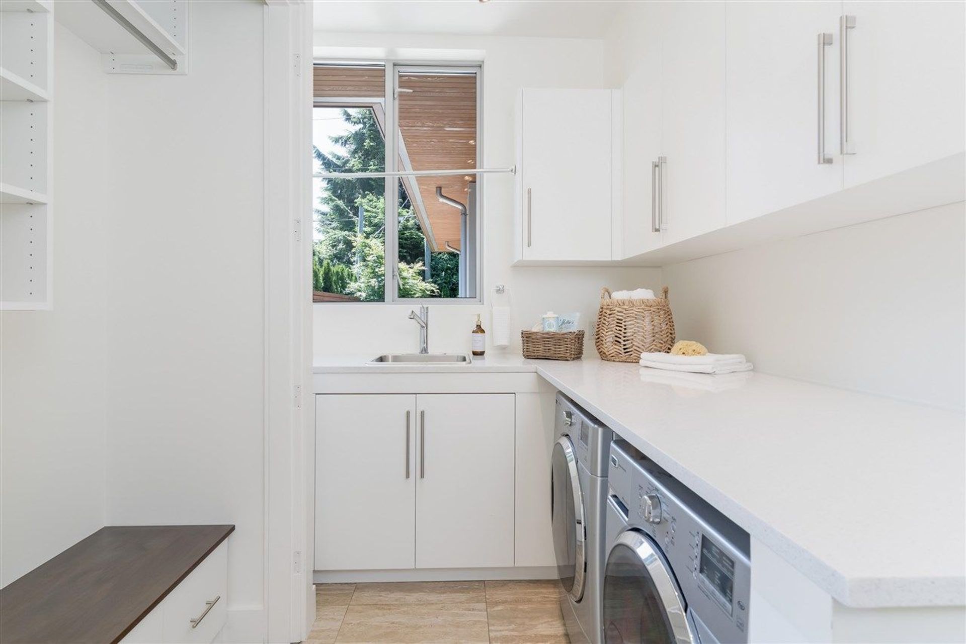 907-kennedy-avenue-edgemont-north-vancouver-27 at 907 Kennedy Avenue, Edgemont, North Vancouver 907-kennedy-avenue-edgemont-north-vancouver-27 at 907 Kennedy Avenue, Edgemont, North Vancouver