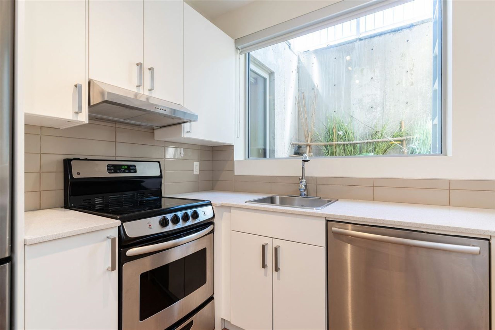 907-kennedy-avenue-edgemont-north-vancouver-31 at 907 Kennedy Avenue, Edgemont, North Vancouver 907-kennedy-avenue-edgemont-north-vancouver-31 at 907 Kennedy Avenue, Edgemont, North Vancouver