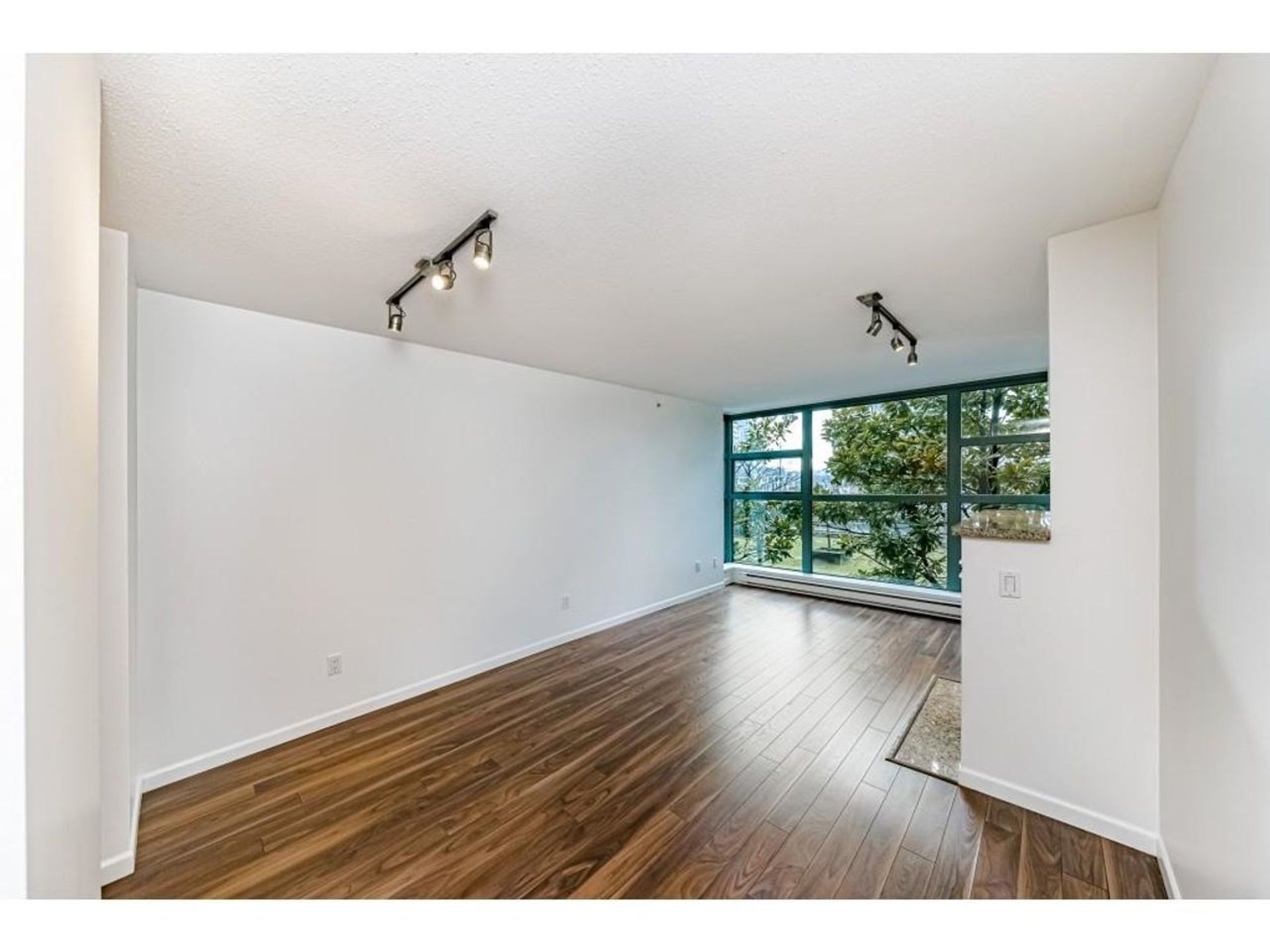 4398-buchanan-street-brentwood-park-burnaby-north-07 at 402 - 4398 Buchanan Street, Brentwood Park, Burnaby North 4398-buchanan-street-brentwood-park-burnaby-north-07 at 402 - 4398 Buchanan Street, Brentwood Park, Burnaby North