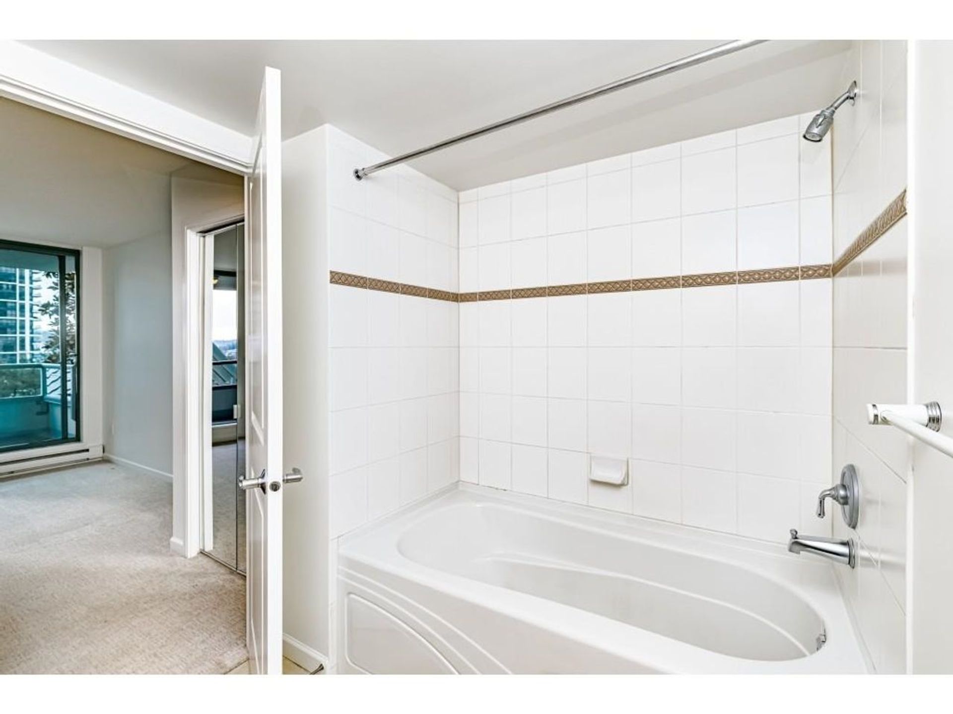 4398-buchanan-street-brentwood-park-burnaby-north-15 at 402 - 4398 Buchanan Street, Brentwood Park, Burnaby North 4398-buchanan-street-brentwood-park-burnaby-north-15 at 402 - 4398 Buchanan Street, Brentwood Park, Burnaby North