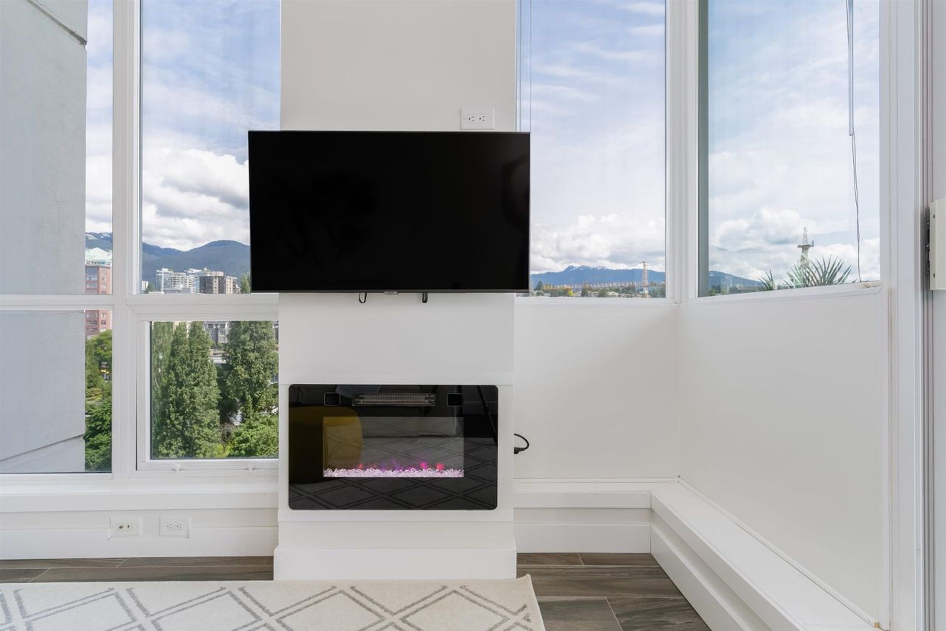 188-e-esplanade-lower-lonsdale-north-vancouver-09 at 1601 - 188 E Esplanade, Lower Lonsdale, North Vancouver 188-e-esplanade-lower-lonsdale-north-vancouver-09 at 1601 - 188 E Esplanade, Lower Lonsdale, North Vancouver