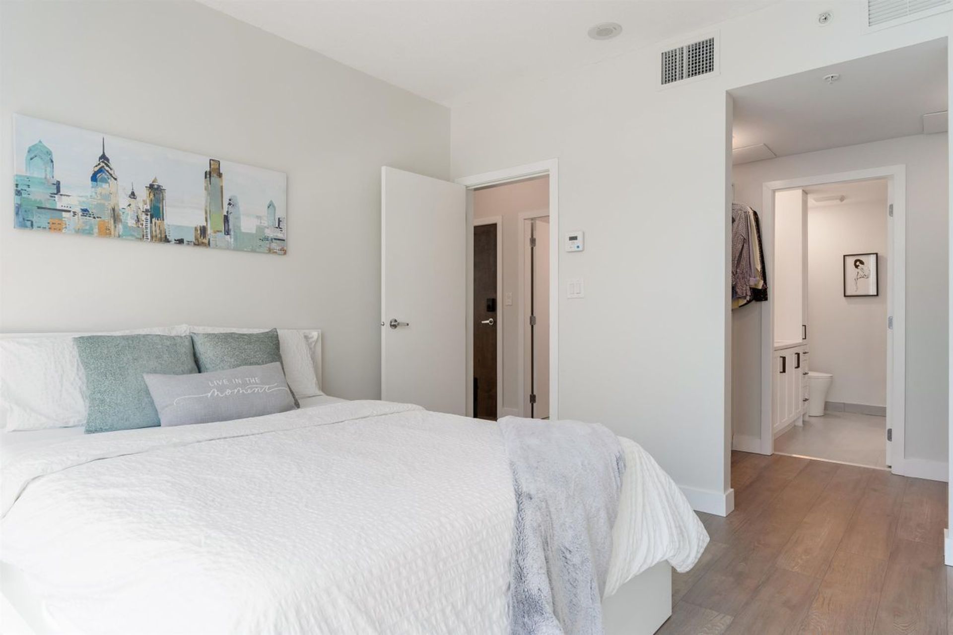 188-e-esplanade-lower-lonsdale-north-vancouver-16 at 1601 - 188 E Esplanade, Lower Lonsdale, North Vancouver 188-e-esplanade-lower-lonsdale-north-vancouver-16 at 1601 - 188 E Esplanade, Lower Lonsdale, North Vancouver