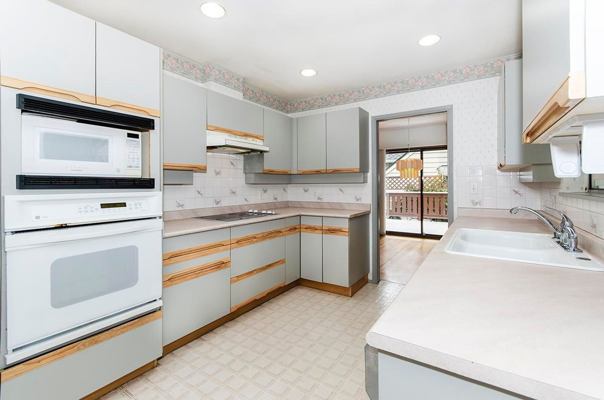 3738-hillcrest-avenue-edgemont-north-vancouver-07 at 3738 Hillcrest Avenue, Edgemont, North Vancouver 3738-hillcrest-avenue-edgemont-north-vancouver-07 at 3738 Hillcrest Avenue, Edgemont, North Vancouver