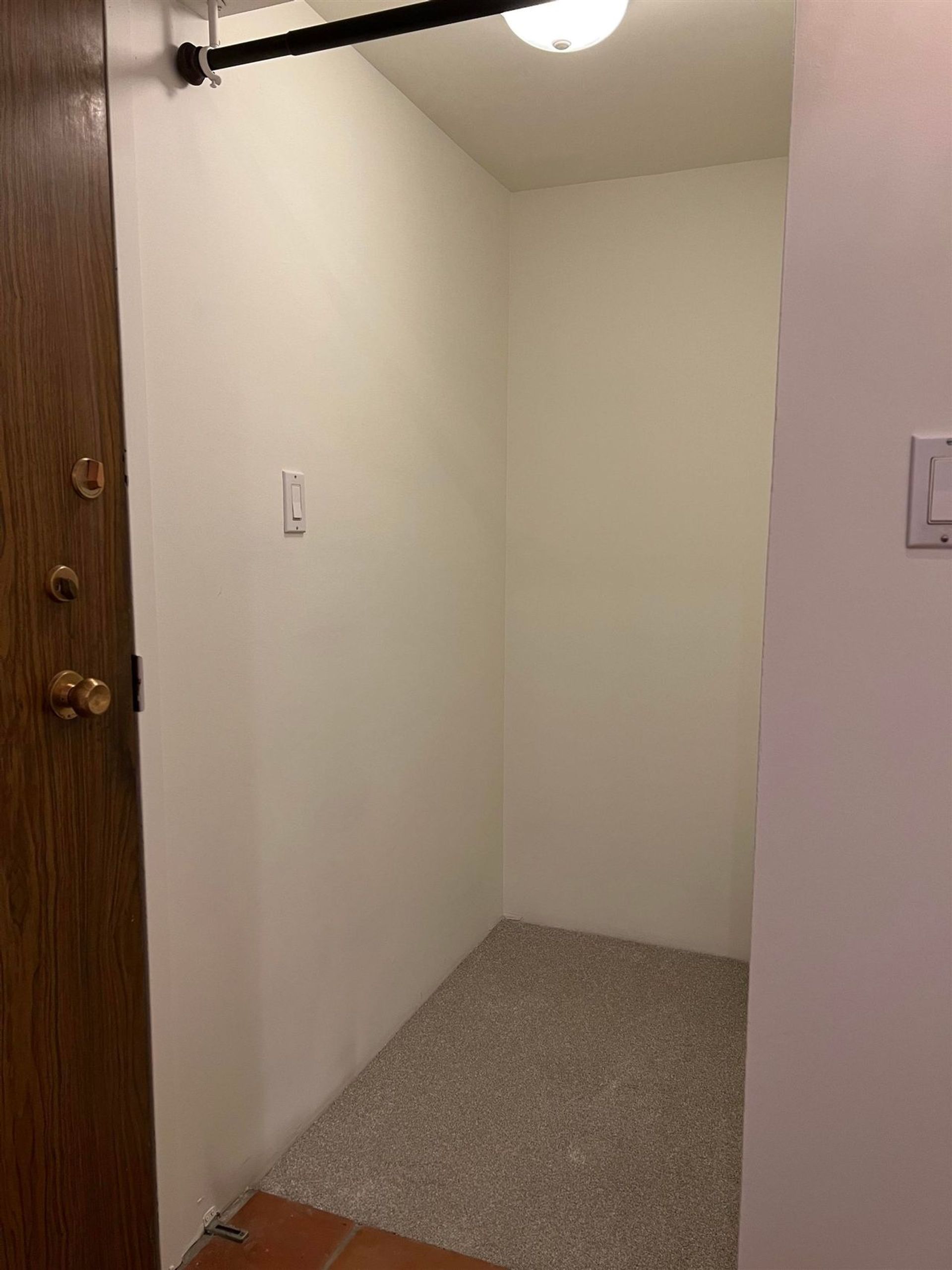 330-e-1st-street-lower-lonsdale-north-vancouver-05 at 208 - 330 E 1st Street, Lower Lonsdale, North Vancouver 330-e-1st-street-lower-lonsdale-north-vancouver-05 at 208 - 330 E 1st Street, Lower Lonsdale, North Vancouver