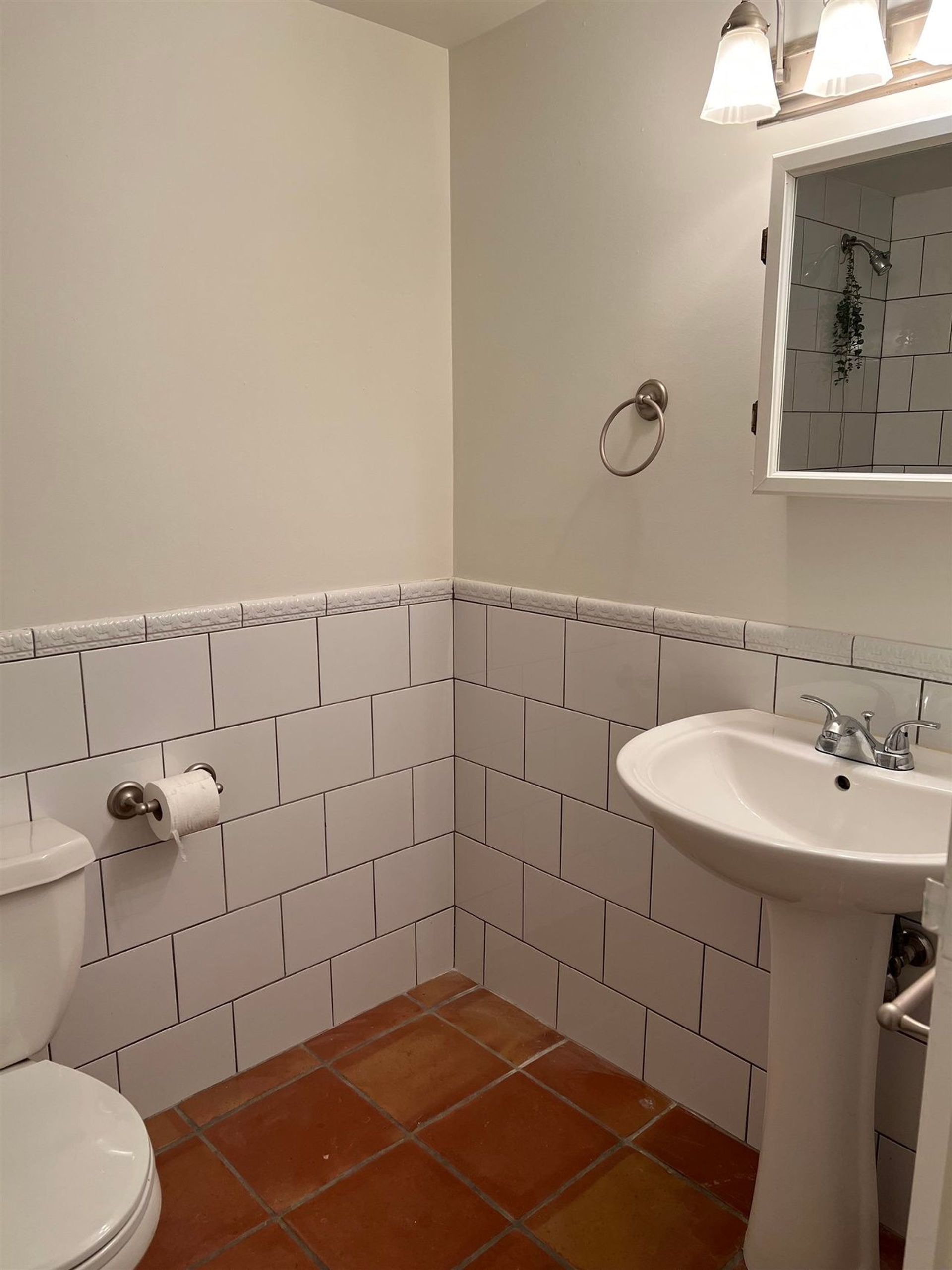 330-e-1st-street-lower-lonsdale-north-vancouver-08 at 208 - 330 E 1st Street, Lower Lonsdale, North Vancouver 330-e-1st-street-lower-lonsdale-north-vancouver-08 at 208 - 330 E 1st Street, Lower Lonsdale, North Vancouver