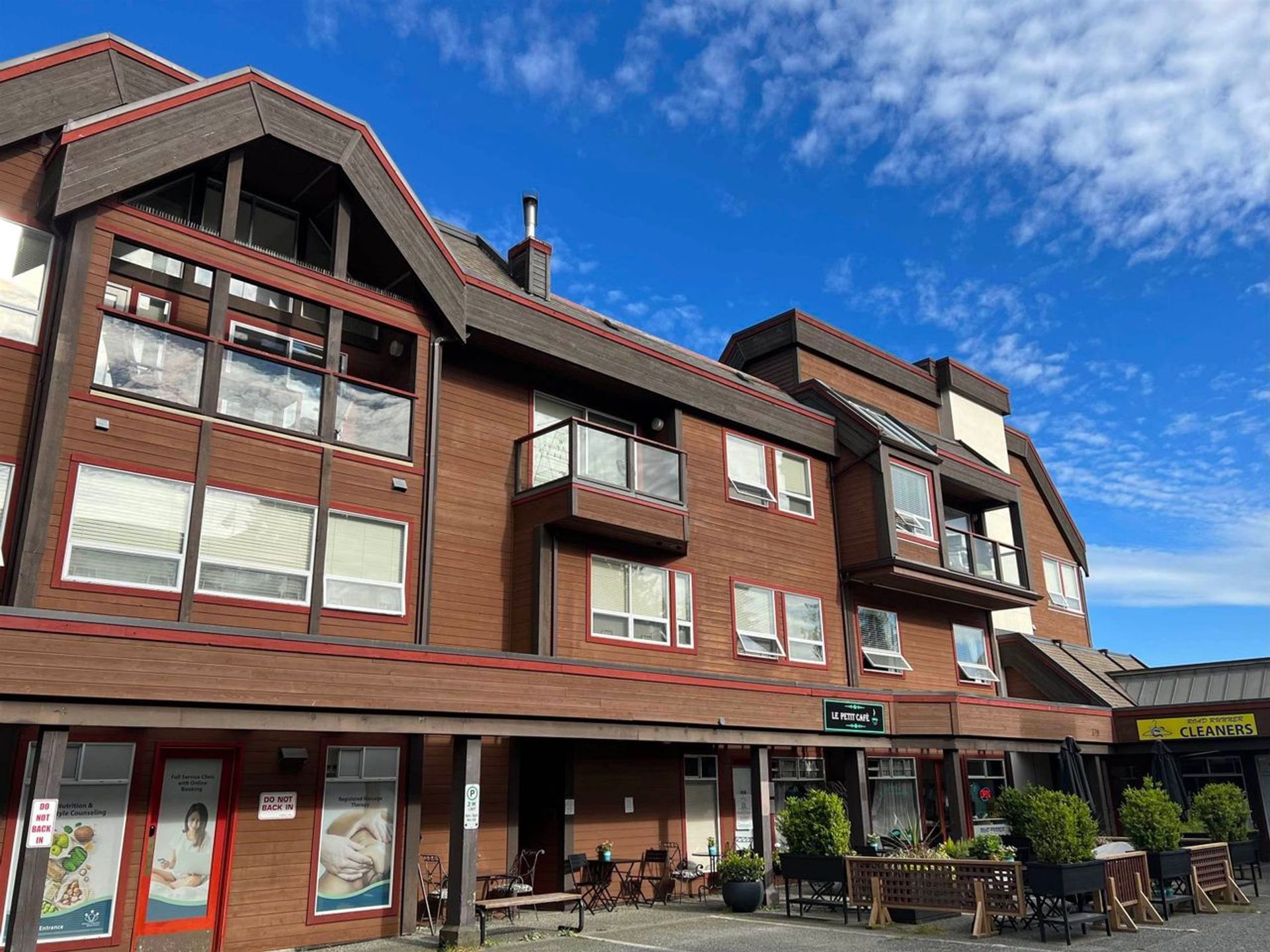 3711-delbrook-avenue-upper-delbrook-north-vancouver-24 at 305 - 3711 Delbrook Avenue, Upper Delbrook, North Vancouver 3711-delbrook-avenue-upper-delbrook-north-vancouver-24 at 305 - 3711 Delbrook Avenue, Upper Delbrook, North Vancouver