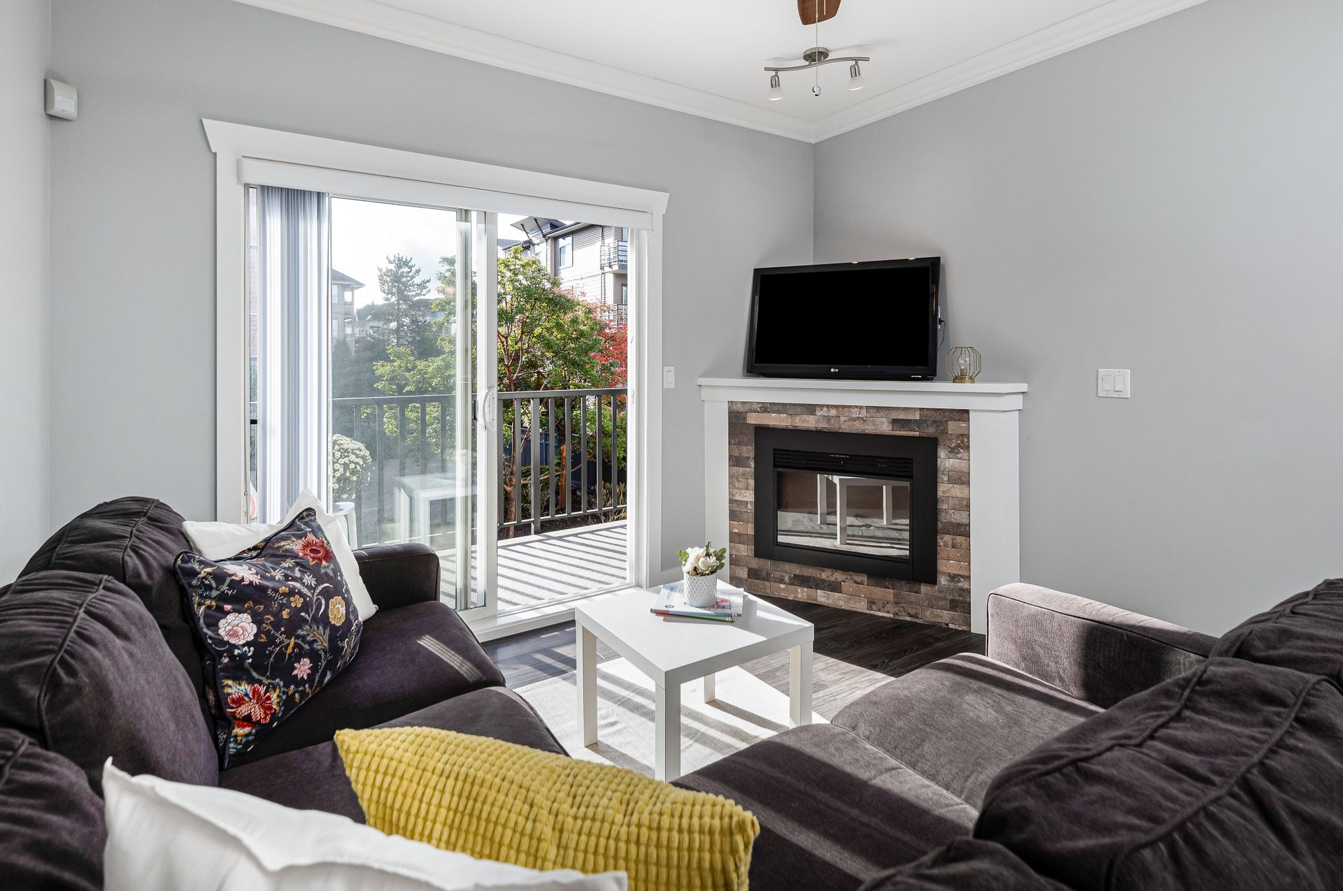 0006 at 212 - 8183 121a Street, Queen Mary Park Surrey, Surrey 0006 at 212 - 8183 121a Street, Queen Mary Park Surrey, Surrey