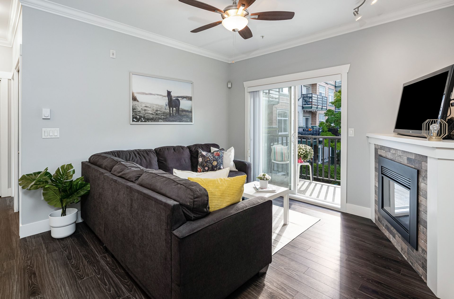 0009 at 212 - 8183 121a Street, Queen Mary Park Surrey, Surrey 0009 at 212 - 8183 121a Street, Queen Mary Park Surrey, Surrey