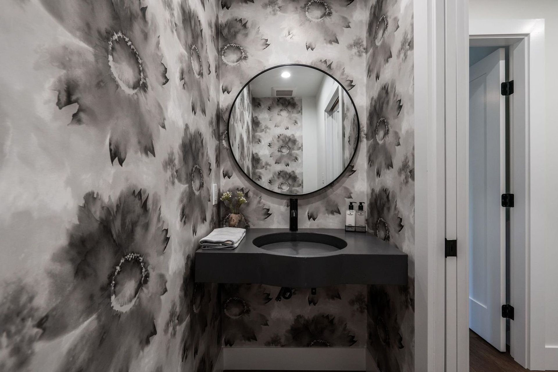 3738-hillcrest-avenue-edgemont-north-vancouver-22 at 3738 Hillcrest Avenue, Edgemont, North Vancouver 3738-hillcrest-avenue-edgemont-north-vancouver-22 at 3738 Hillcrest Avenue, Edgemont, North Vancouver