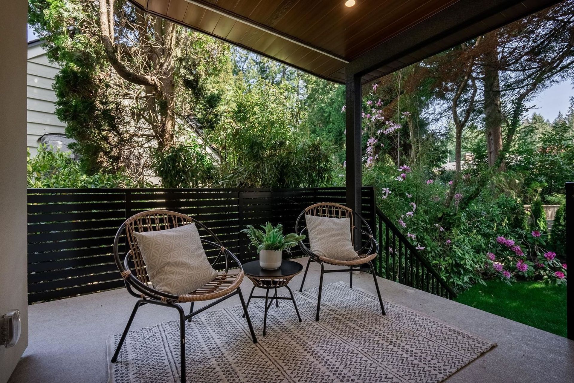 3738-hillcrest-avenue-edgemont-north-vancouver-30 at 3738 Hillcrest Avenue, Edgemont, North Vancouver 3738-hillcrest-avenue-edgemont-north-vancouver-30 at 3738 Hillcrest Avenue, Edgemont, North Vancouver