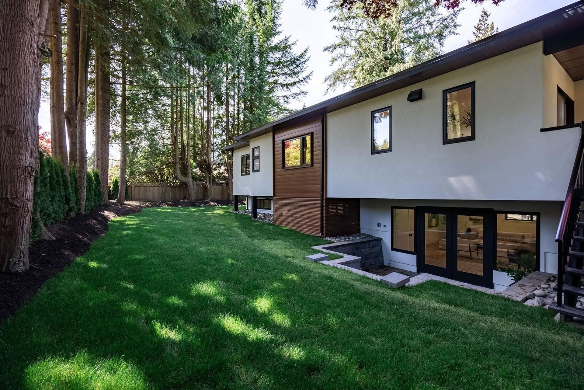 3738-hillcrest-avenue-edgemont-north-vancouver-32 at 3738 Hillcrest Avenue, Edgemont, North Vancouver 3738-hillcrest-avenue-edgemont-north-vancouver-32 at 3738 Hillcrest Avenue, Edgemont, North Vancouver