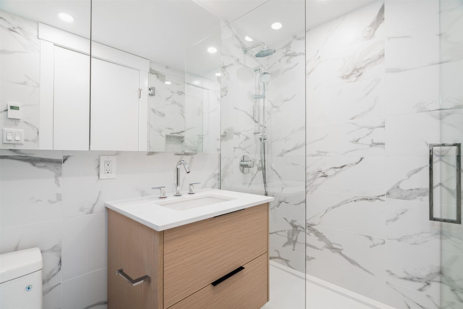 4713-hazel-street-forest-glen-bs-burnaby-south-09 at 4713 Hazel Street, Forest Glen BS, Burnaby South 4713-hazel-street-forest-glen-bs-burnaby-south-09 at 4713 Hazel Street, Forest Glen BS, Burnaby South