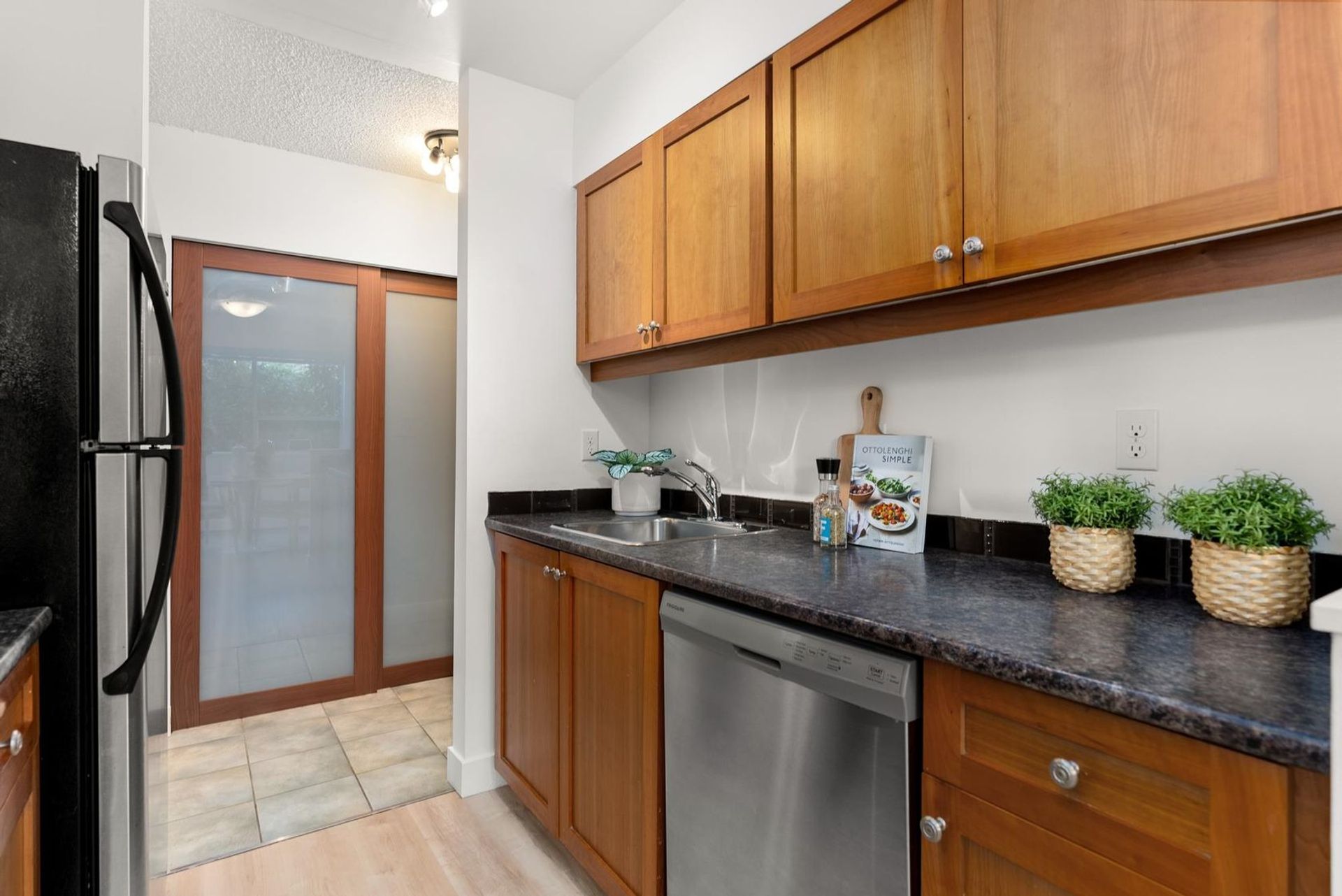 1550-chesterfield-avenue-central-lonsdale-north-vancouver-09 at 107 - 1550 Chesterfield Avenue, Central Lonsdale, North Vancouver 1550-chesterfield-avenue-central-lonsdale-north-vancouver-09 at 107 - 1550 Chesterfield Avenue, Central Lonsdale, North Vancouver