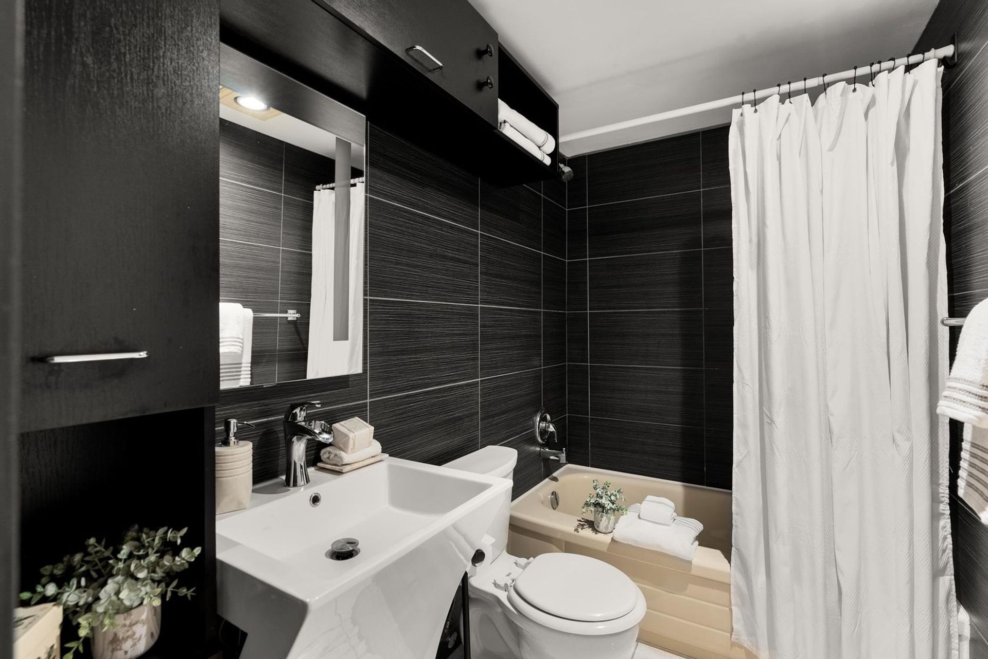 1550-chesterfield-avenue-central-lonsdale-north-vancouver-15 at 107 - 1550 Chesterfield Avenue, Central Lonsdale, North Vancouver 1550-chesterfield-avenue-central-lonsdale-north-vancouver-15 at 107 - 1550 Chesterfield Avenue, Central Lonsdale, North Vancouver