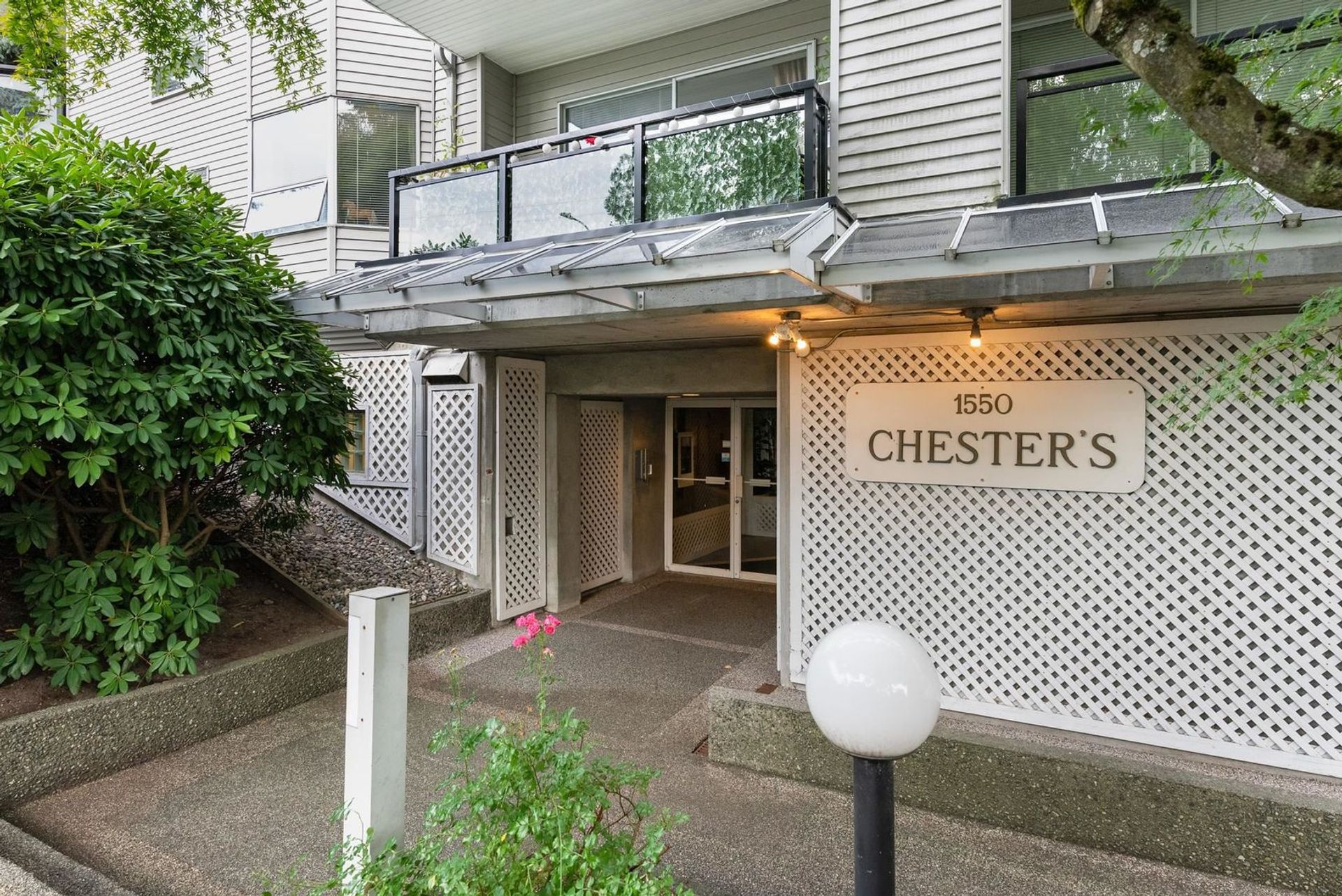 1550-chesterfield-avenue-central-lonsdale-north-vancouver-23 at 107 - 1550 Chesterfield Avenue, Central Lonsdale, North Vancouver 1550-chesterfield-avenue-central-lonsdale-north-vancouver-23 at 107 - 1550 Chesterfield Avenue, Central Lonsdale, North Vancouver